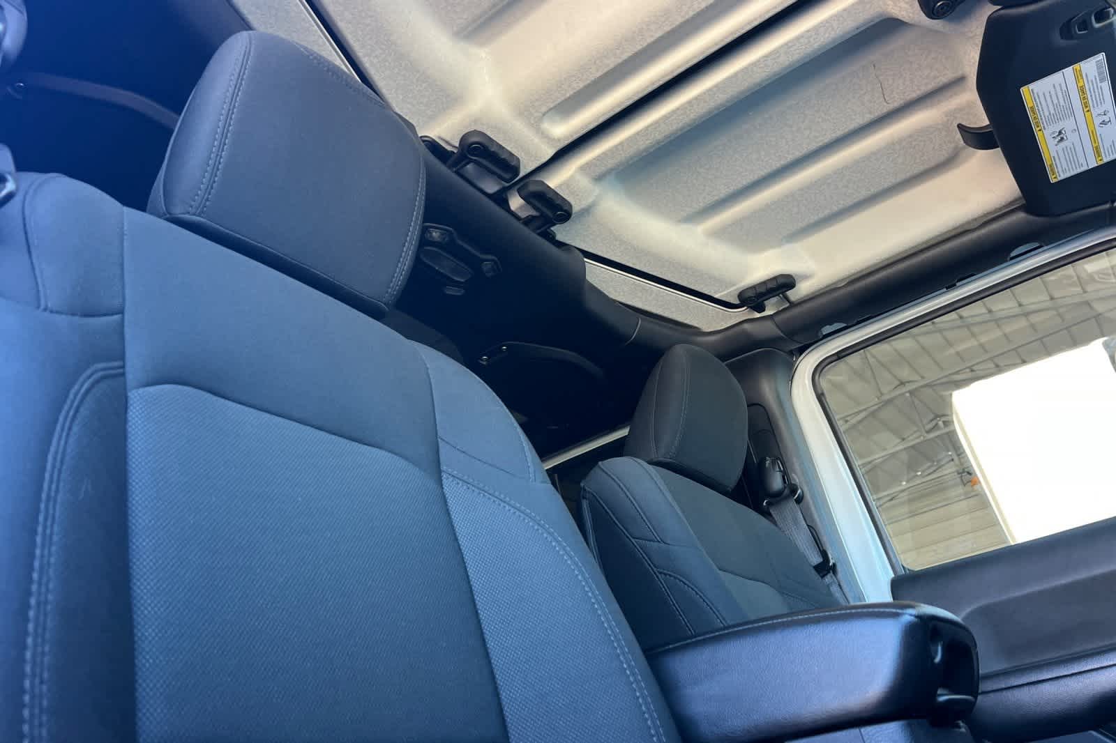 Thumbnail: 2019 Jeep Wrangler - 18