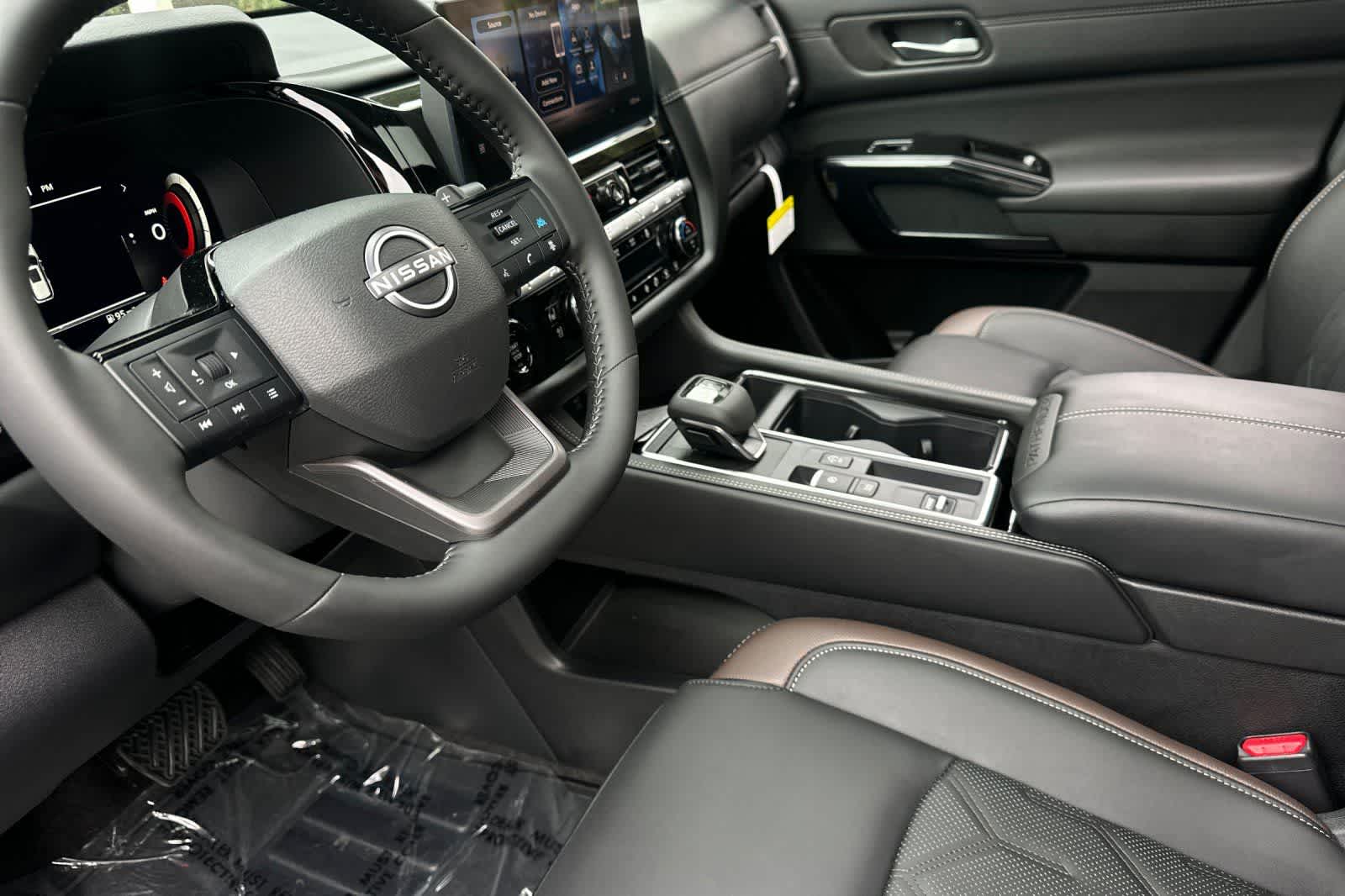 Thumbnail: 2026 Nissan Pathfinder - 12