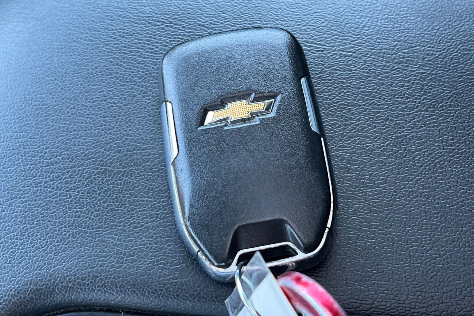 Thumbnail: 2019 Chevrolet Suburban - 31