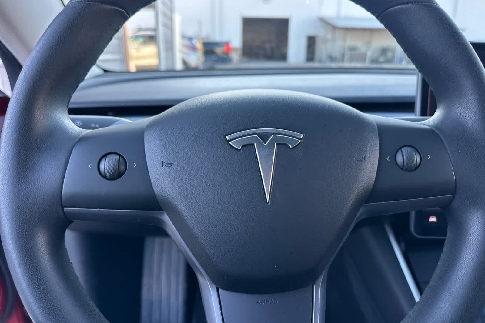 Thumbnail: 2019 Tesla Model 3 - 24