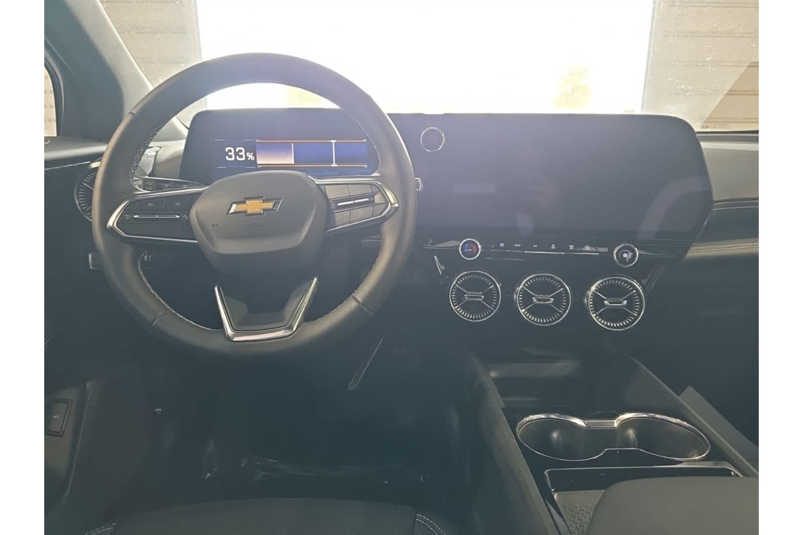 Thumbnail: 2025 Chevrolet Blazer EV - 17