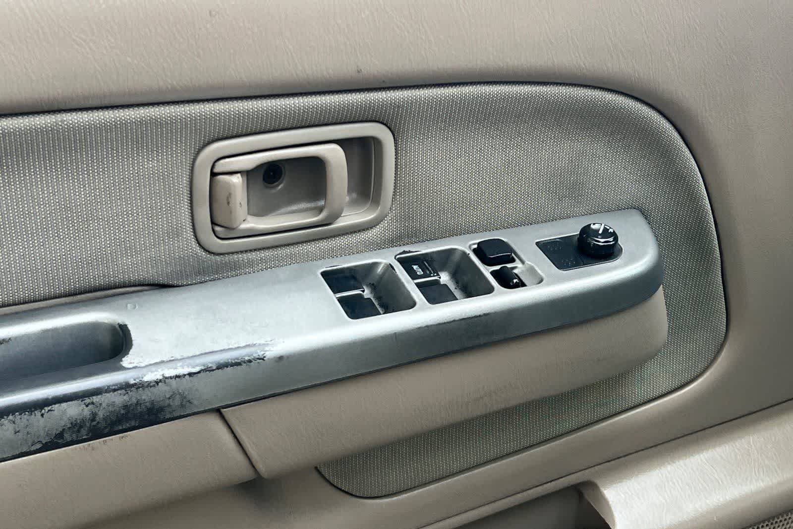Thumbnail: 2002 Nissan Frontier - 13