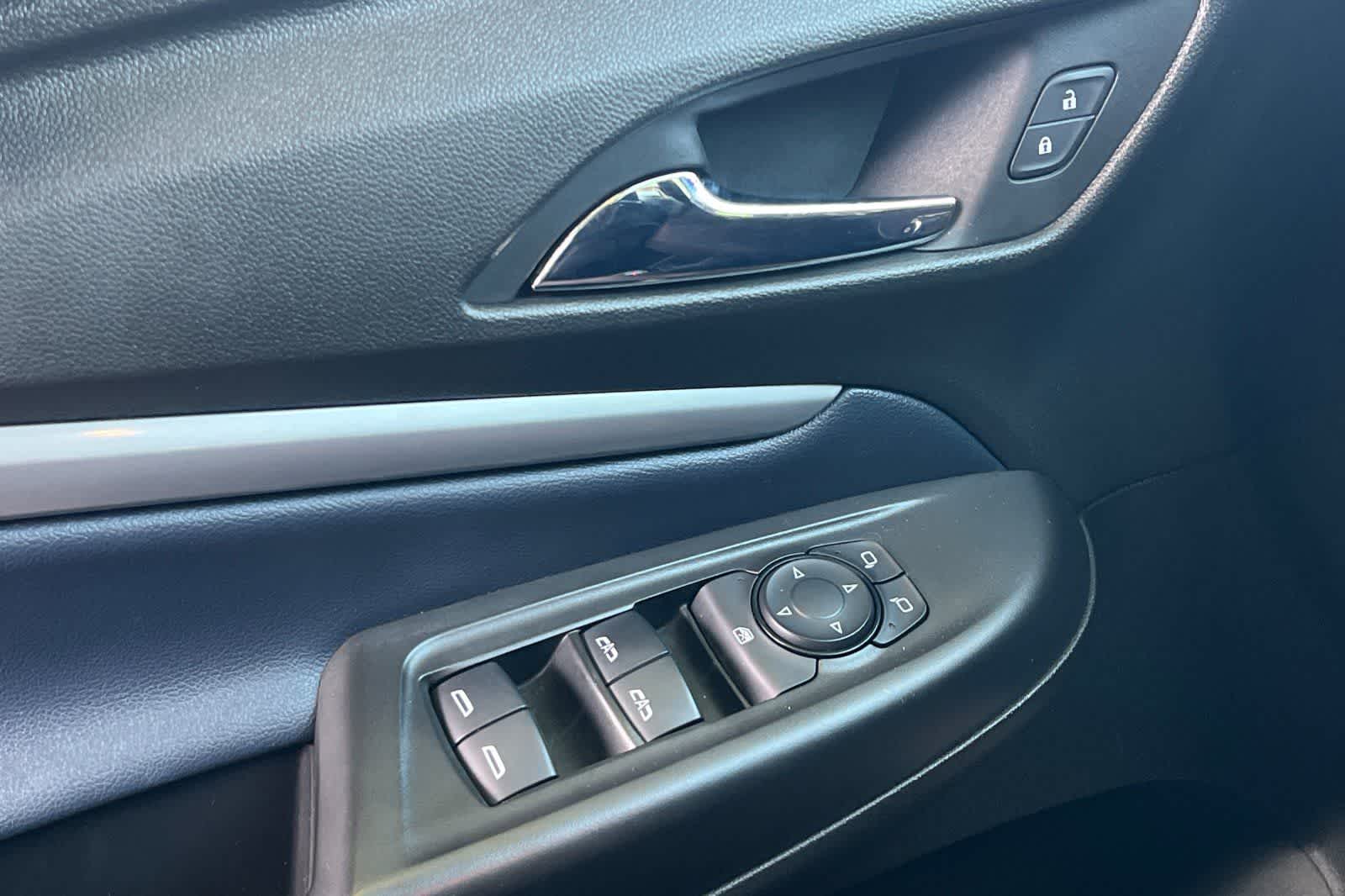 Thumbnail: 2022 Chevrolet Bolt EUV - 15