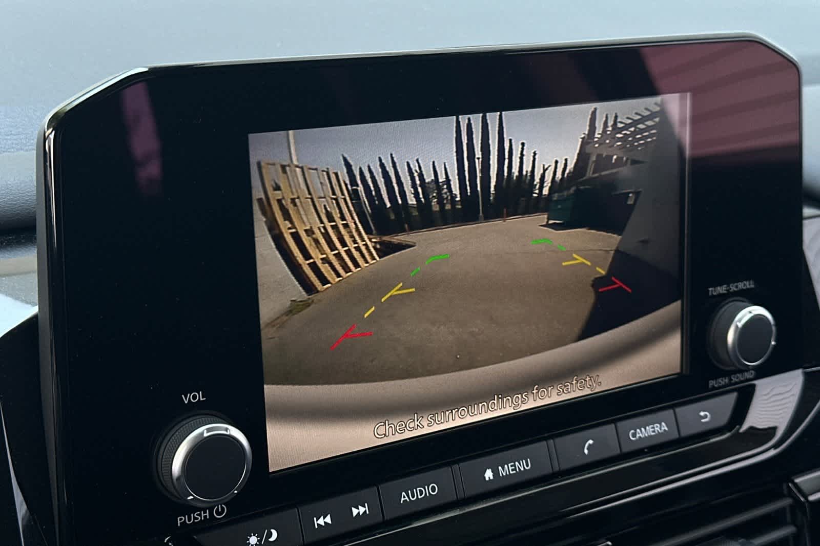 Thumbnail: 2025 Nissan Pathfinder - 23