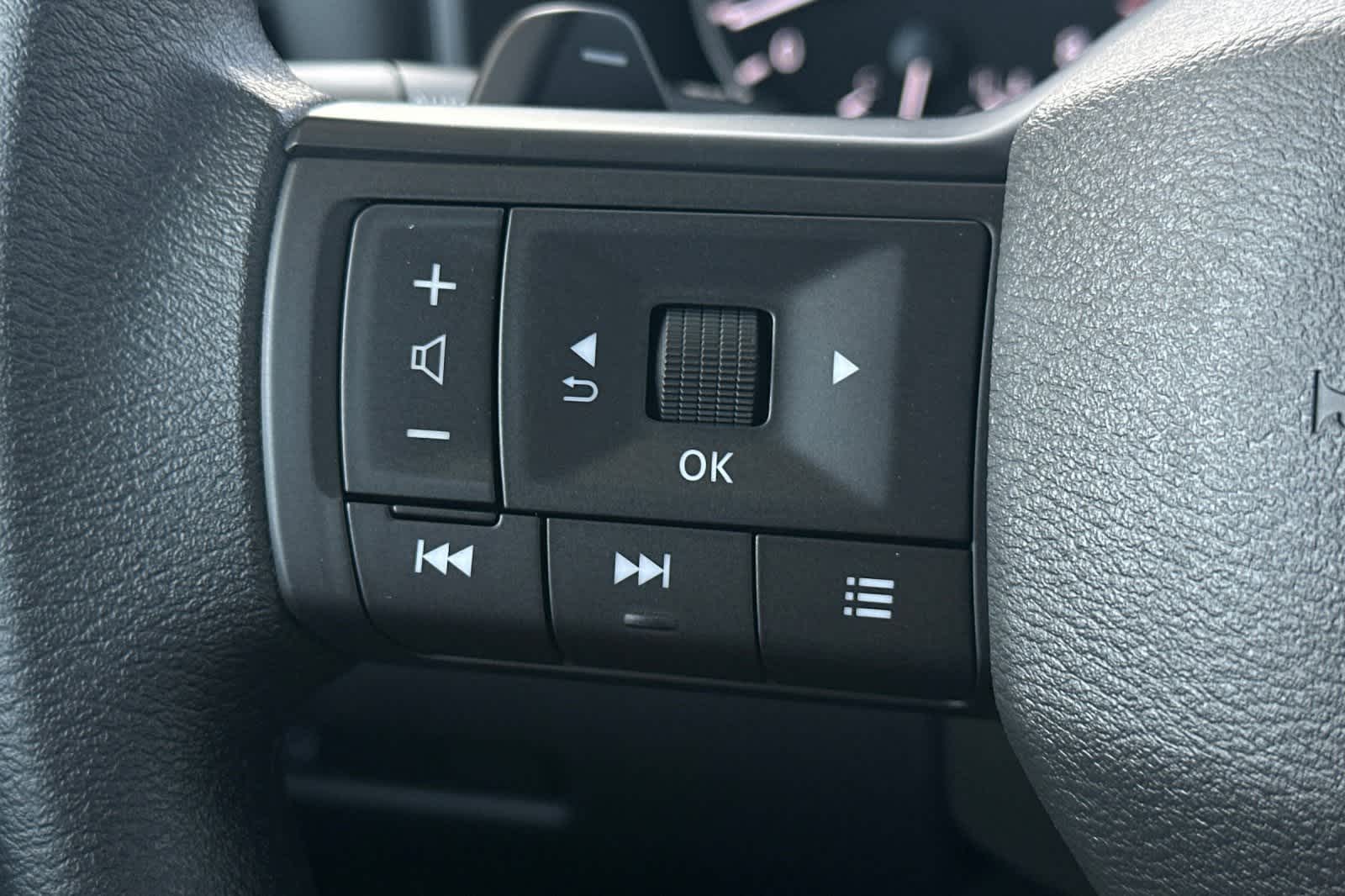 Thumbnail: 2026 Nissan Rogue - 27