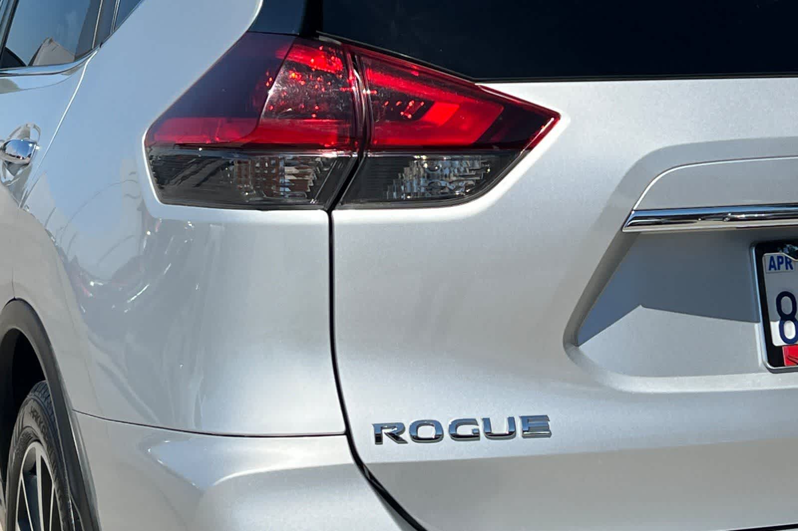 Thumbnail: 2020 Nissan Rogue - 34