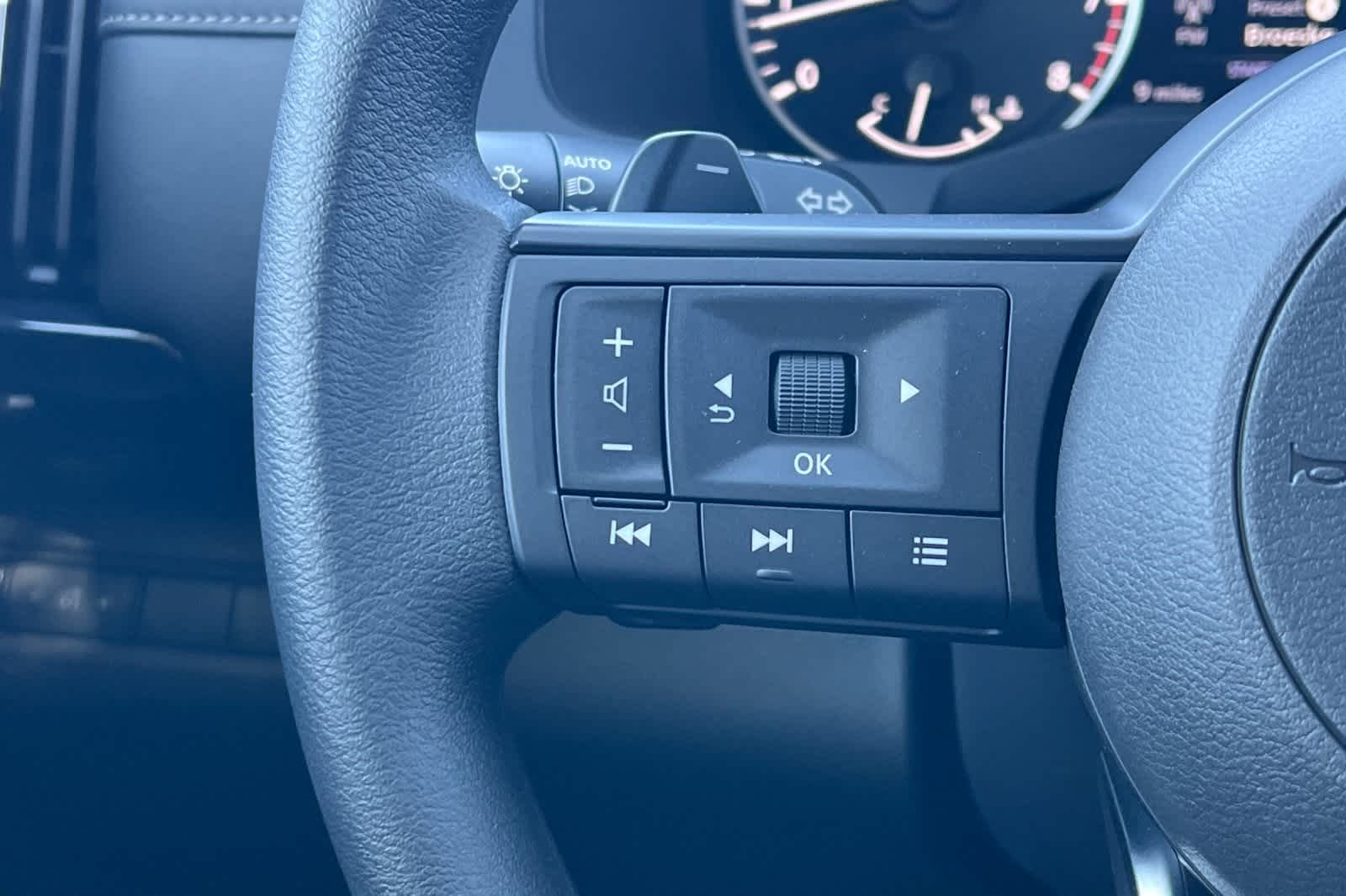 Thumbnail: 2025 Nissan Pathfinder - 31