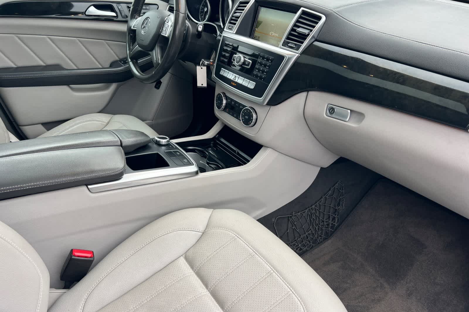 Thumbnail: 2016 Mercedes-Benz GL-Class - 20