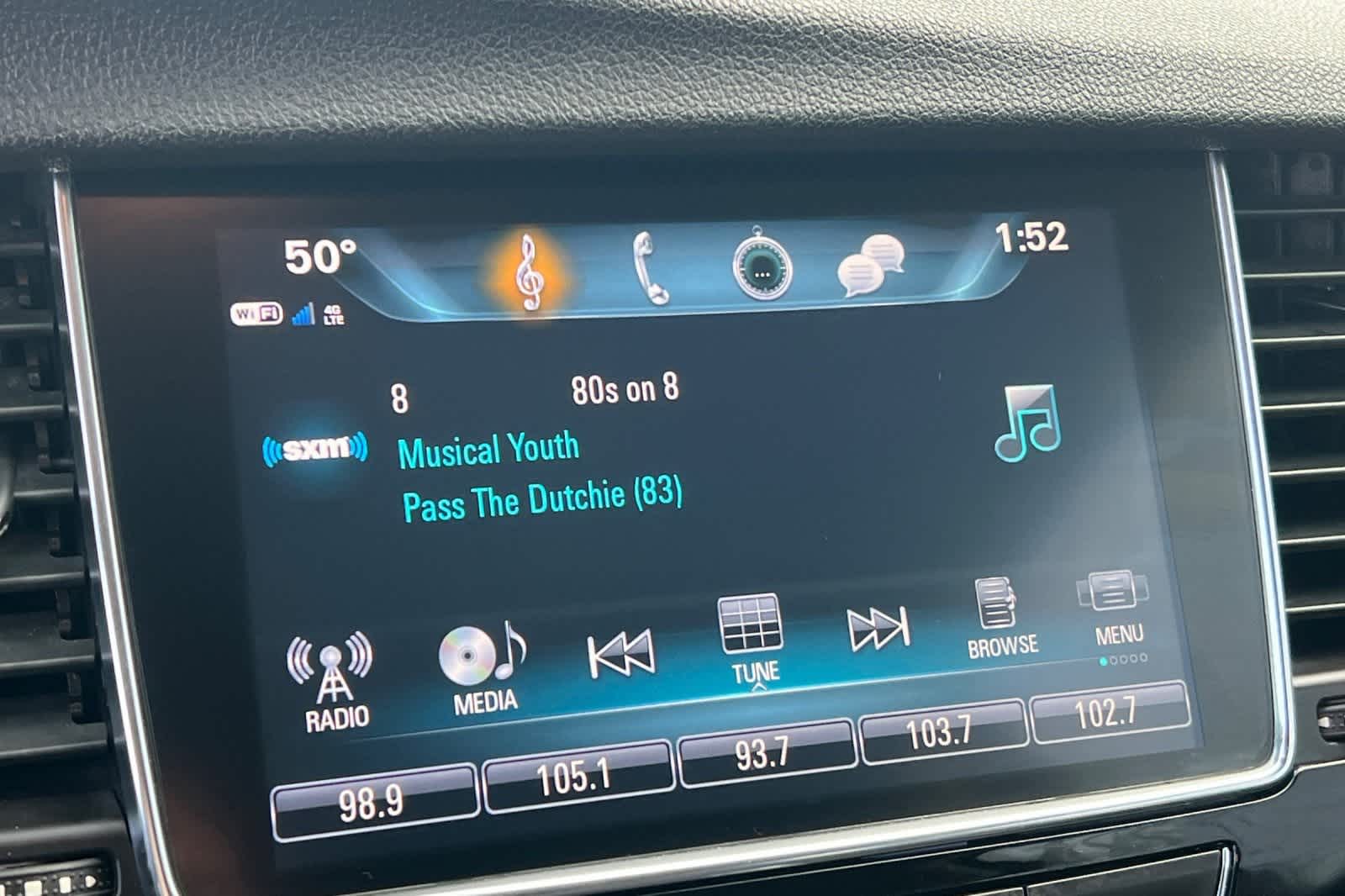 Thumbnail: 2019 Buick Encore - 21