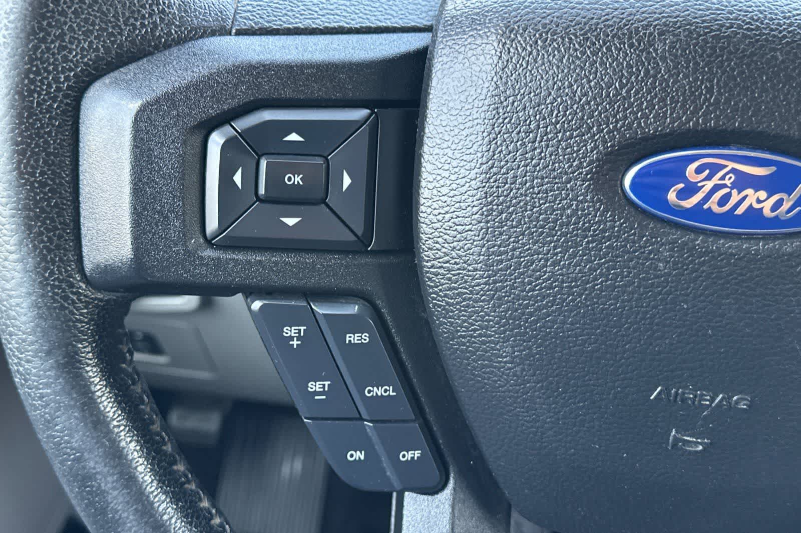 Thumbnail: 2015 Ford F-150 - 28