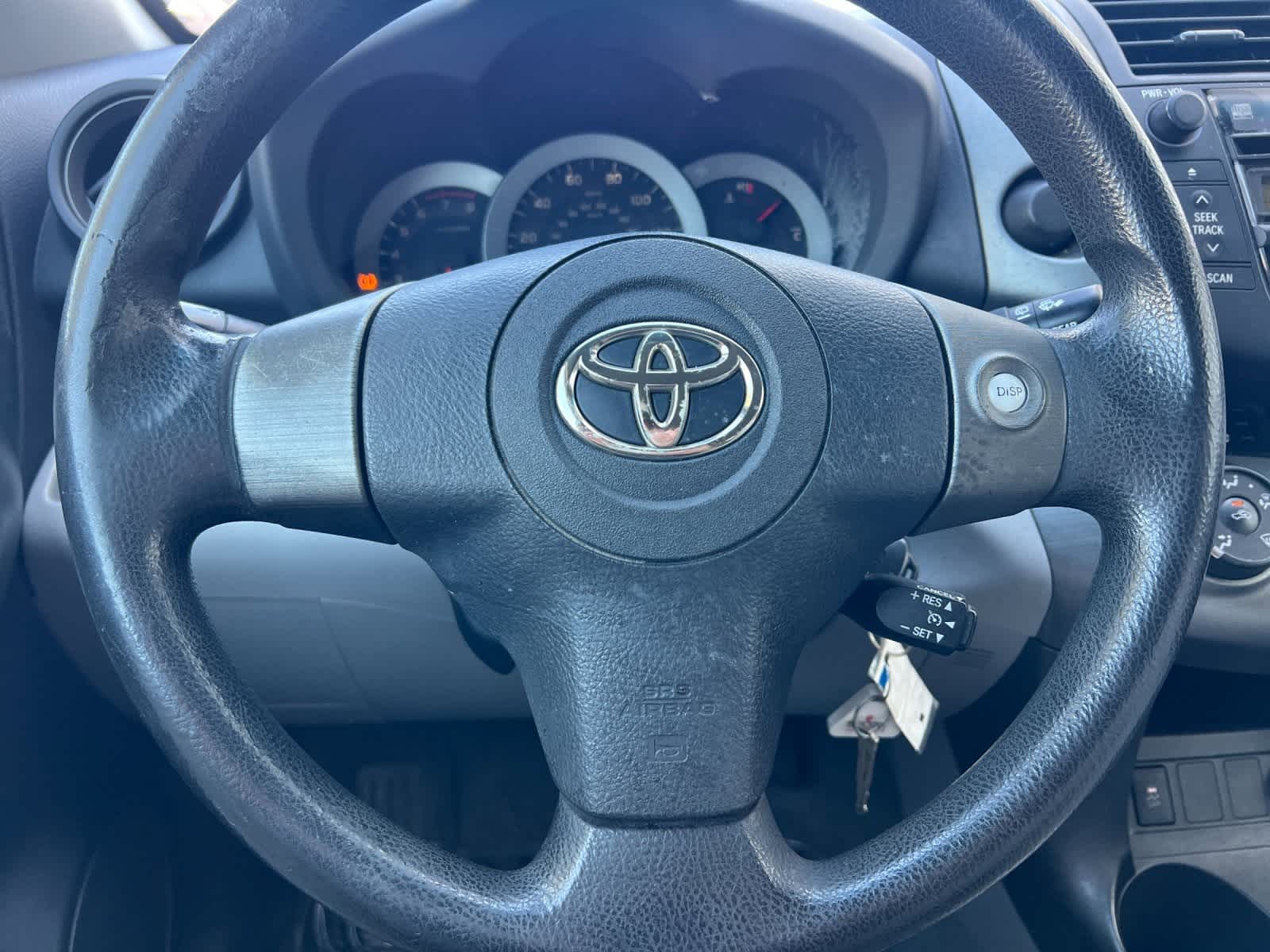 Thumbnail: 2011 Toyota RAV4 - 22