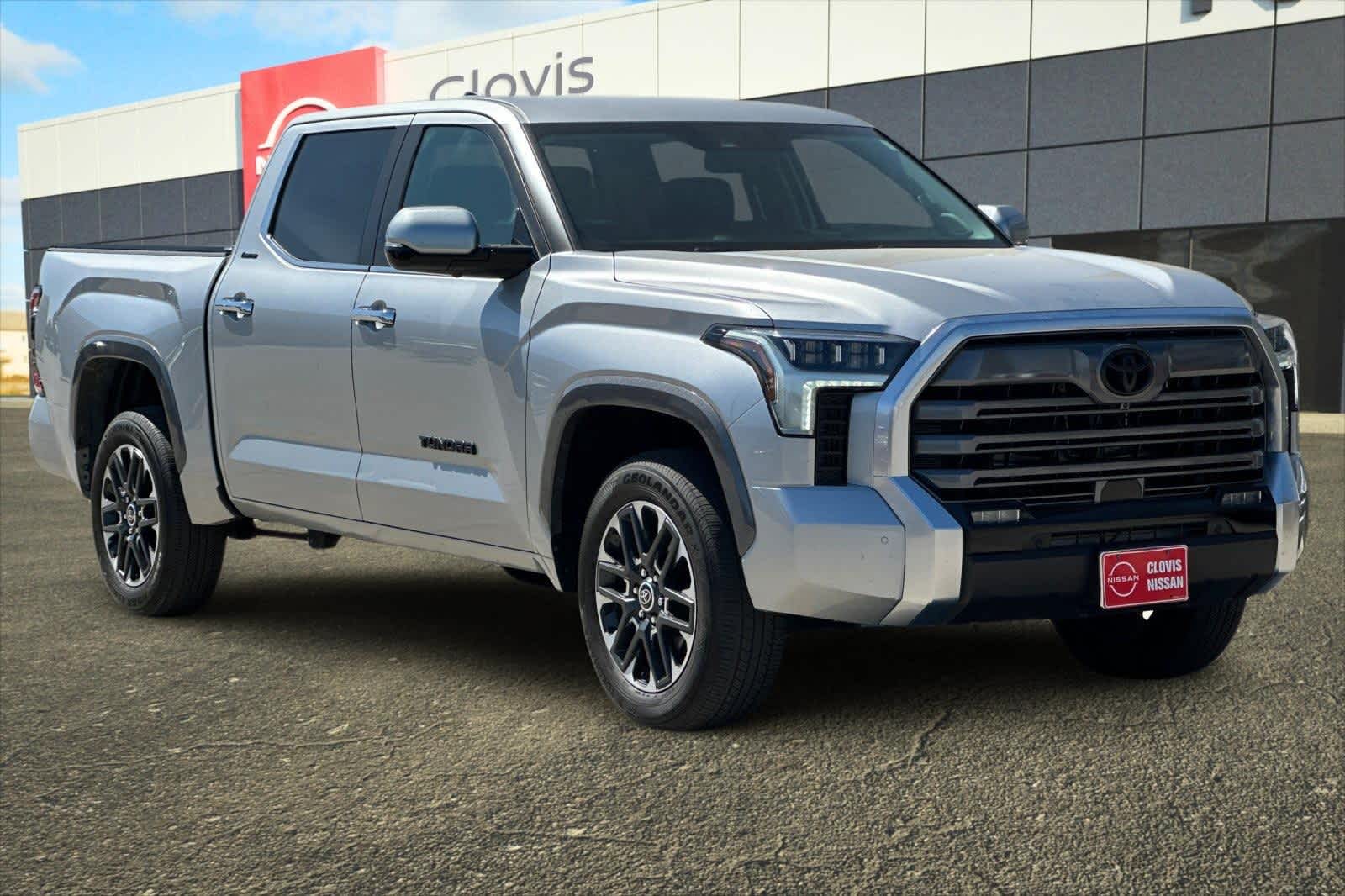 Thumbnail: 2024 Toyota Tundra - 10