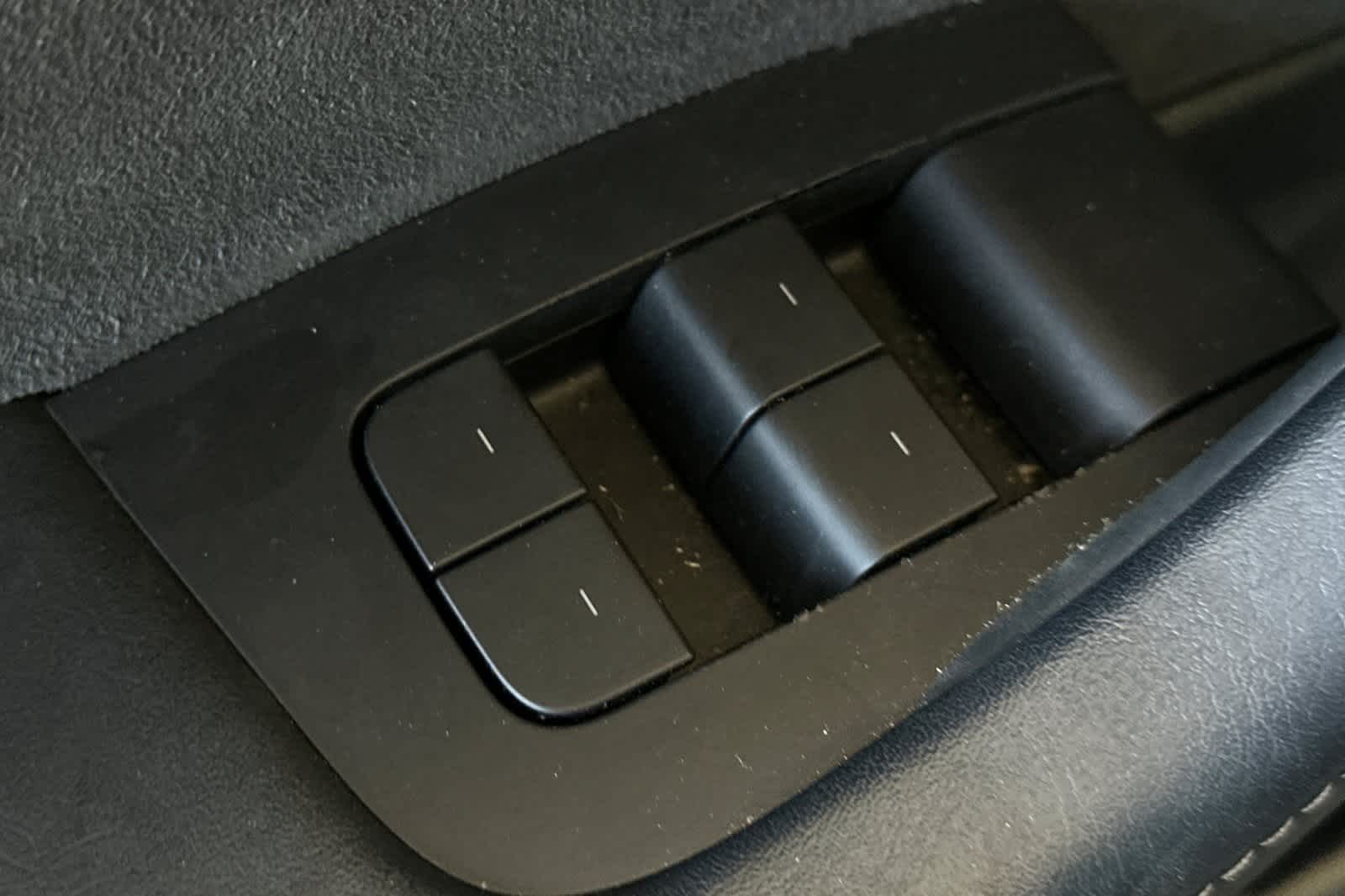 2022 Tesla Model 3 Long Range 16