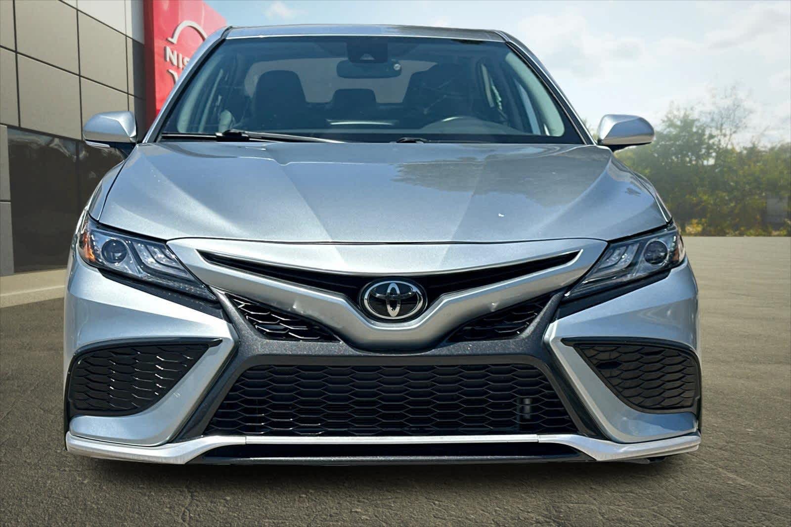 Thumbnail: 2023 Toyota Camry - 11