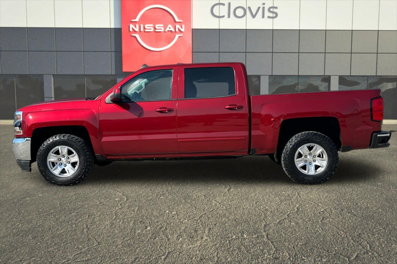 Thumbnail: 2018 Chevrolet Silverado 1500 - 6