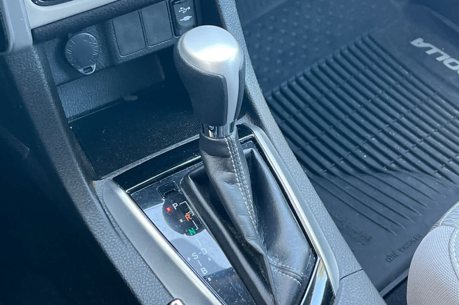 Thumbnail: 2017 Toyota Corolla - 22