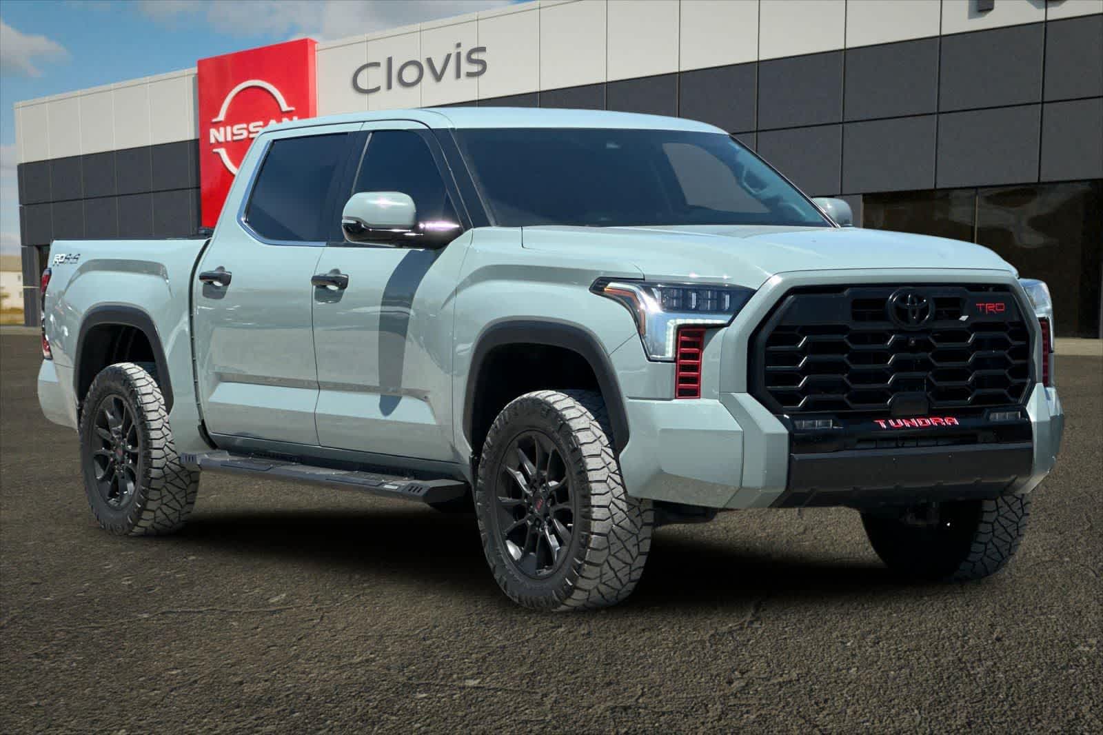 Thumbnail: 2022 Toyota Tundra - 9