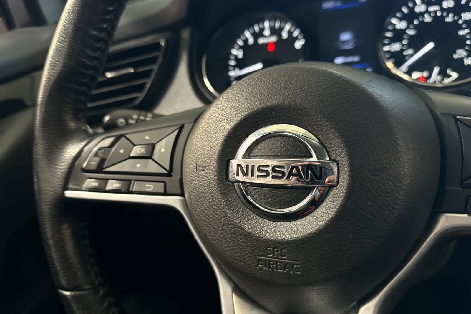Thumbnail: 2021 Nissan Rogue Sport - 29