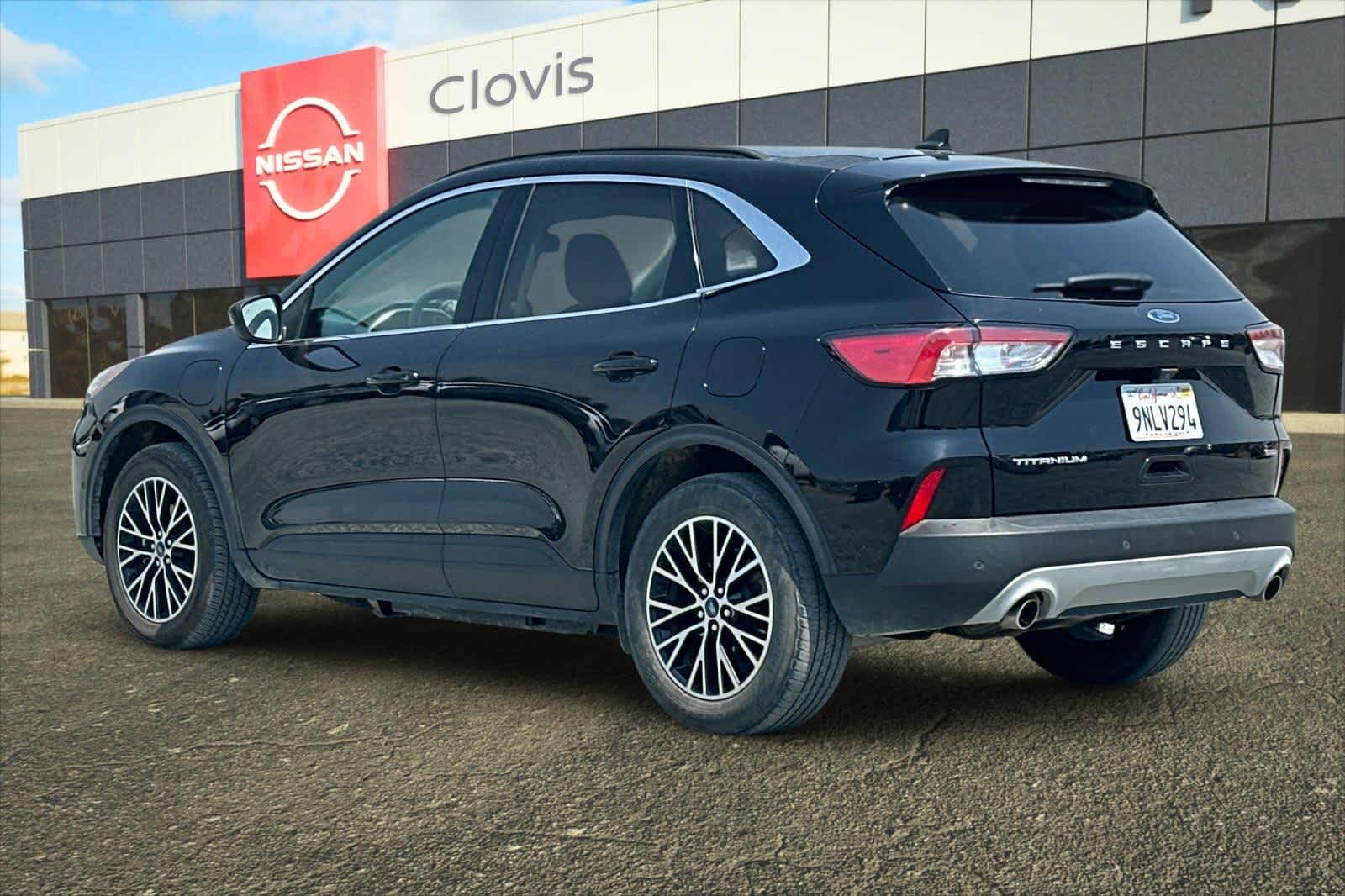 Thumbnail: 2021 Ford Escape - 7