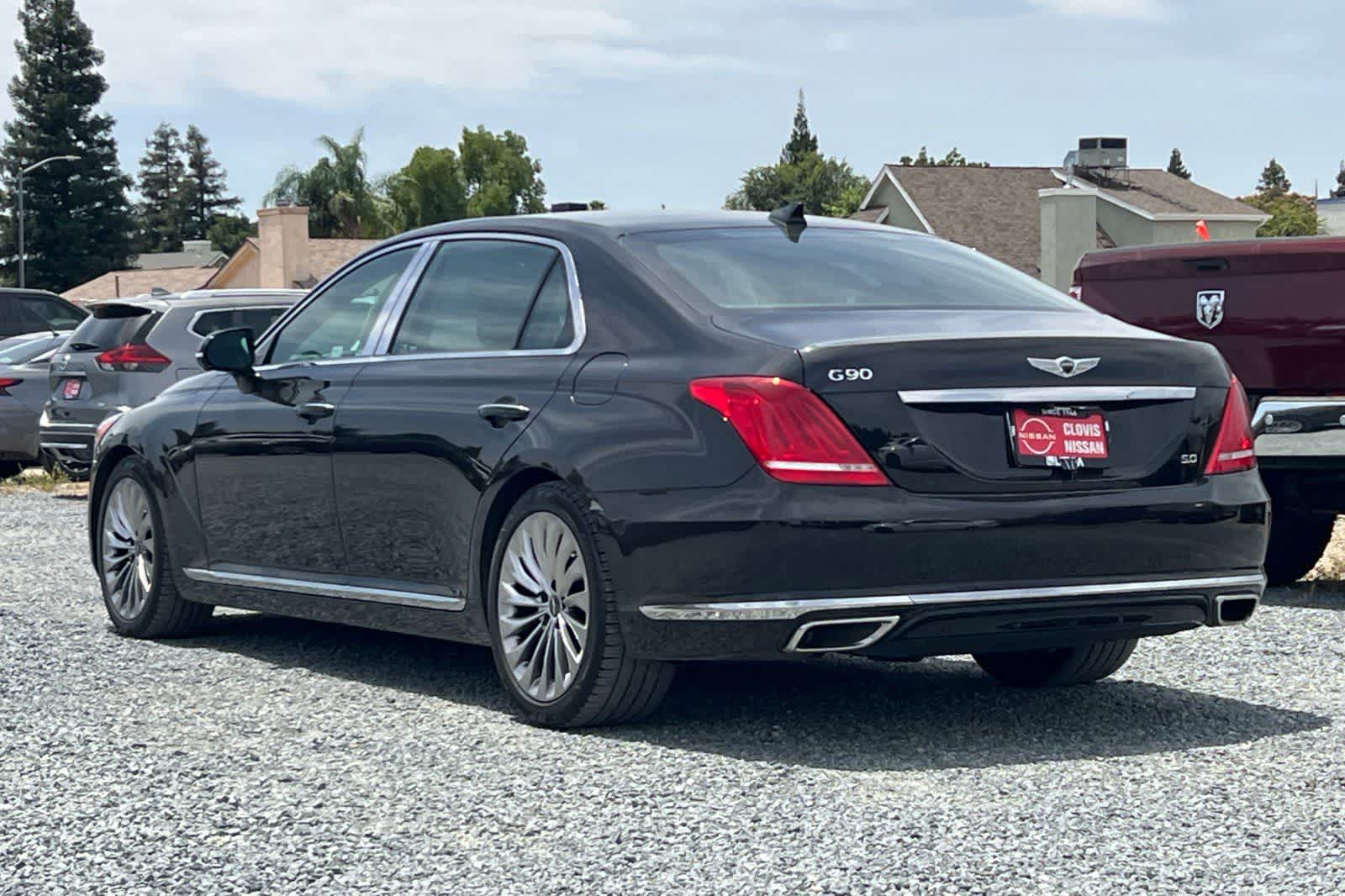 Thumbnail: 2019 Genesis G90 - 7