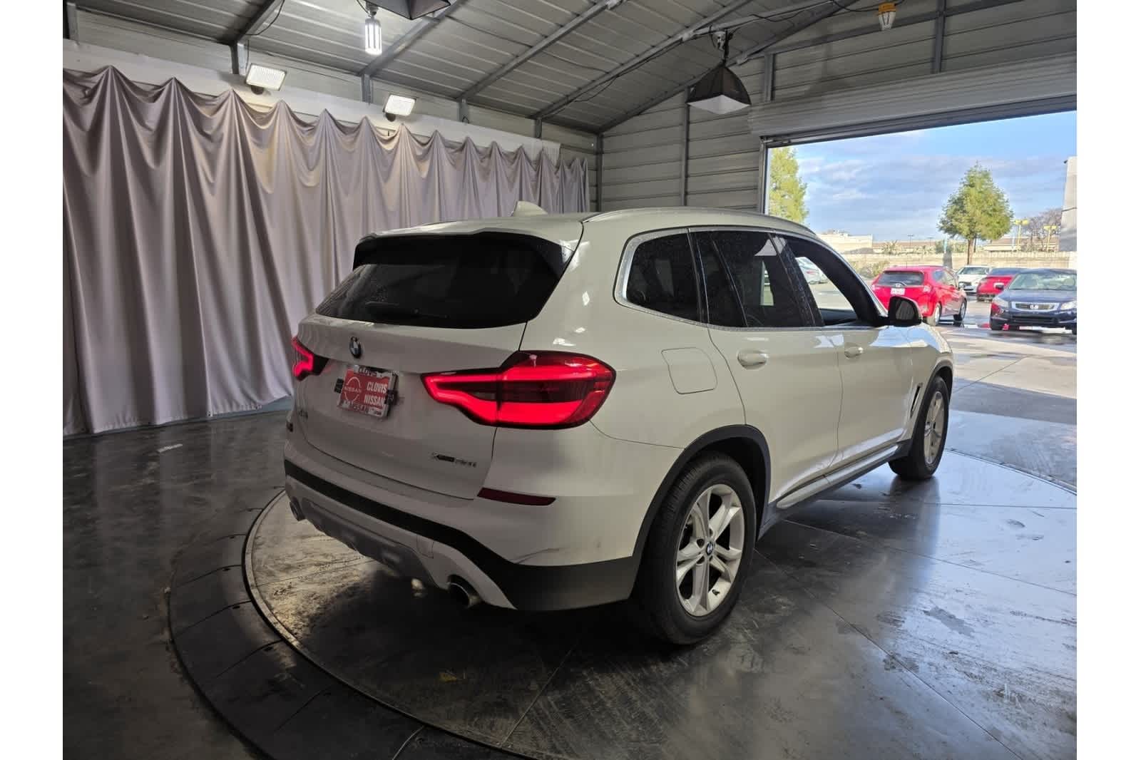 Thumbnail: 2018 BMW X3 - 8