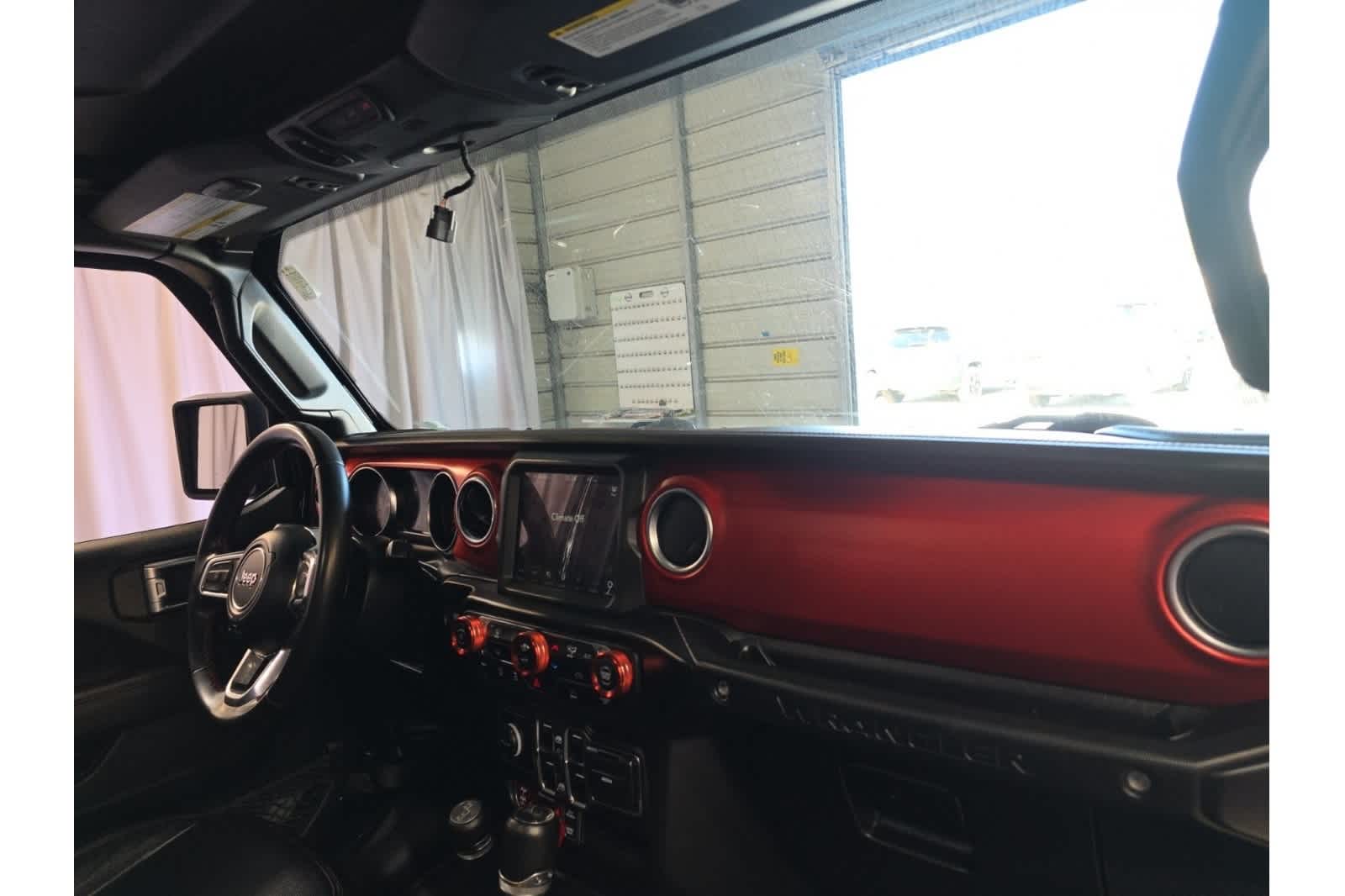 Thumbnail: 2022 Jeep Wrangler - 11