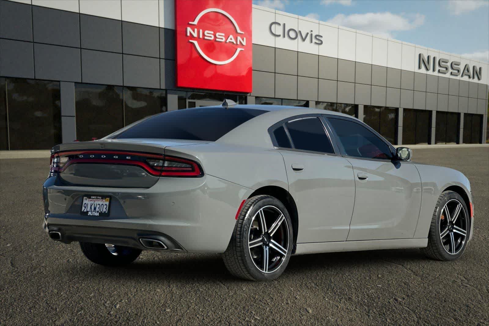 Thumbnail: 2018 Dodge Charger - 3