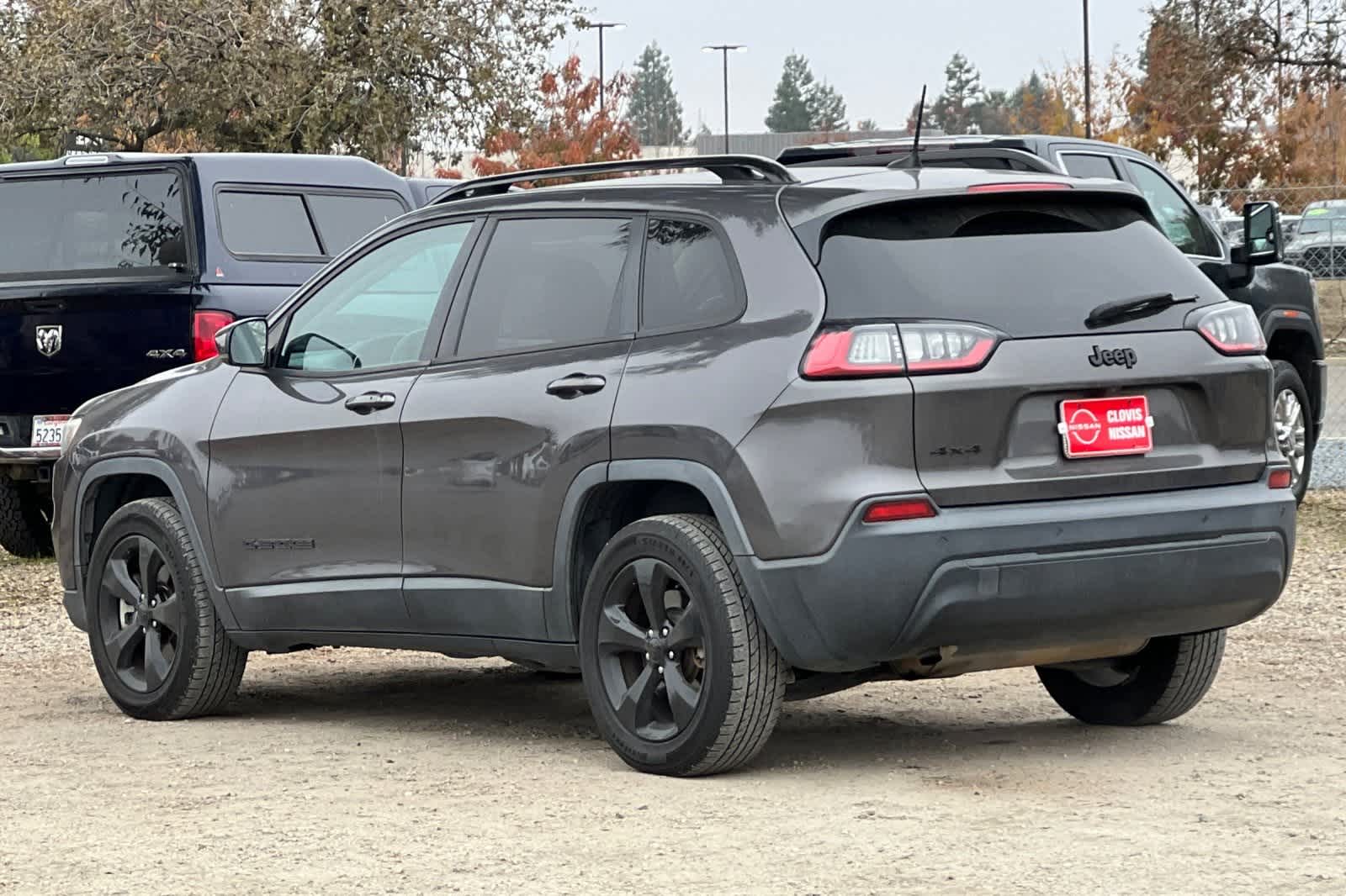 Thumbnail: 2019 Jeep Cherokee - 7