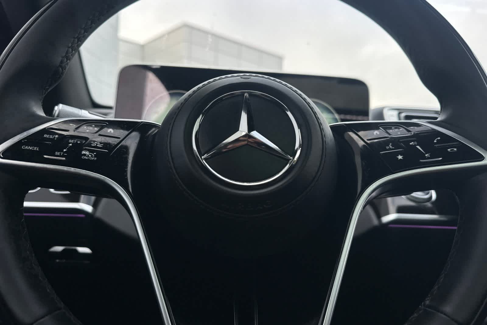 Thumbnail: 2023 Mercedes-Benz S-Class - 30