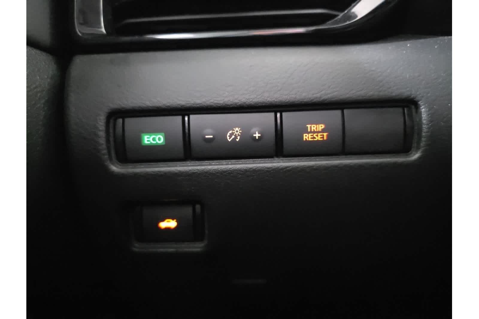 Thumbnail: 2021 Nissan Sentra - 31