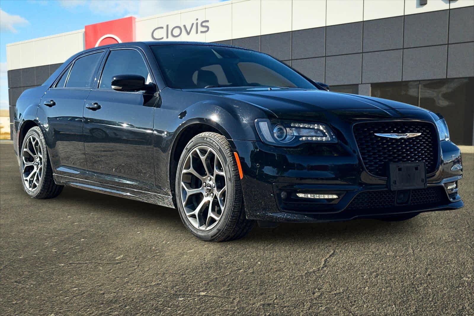 Thumbnail: 2018 Chrysler 300 - 10