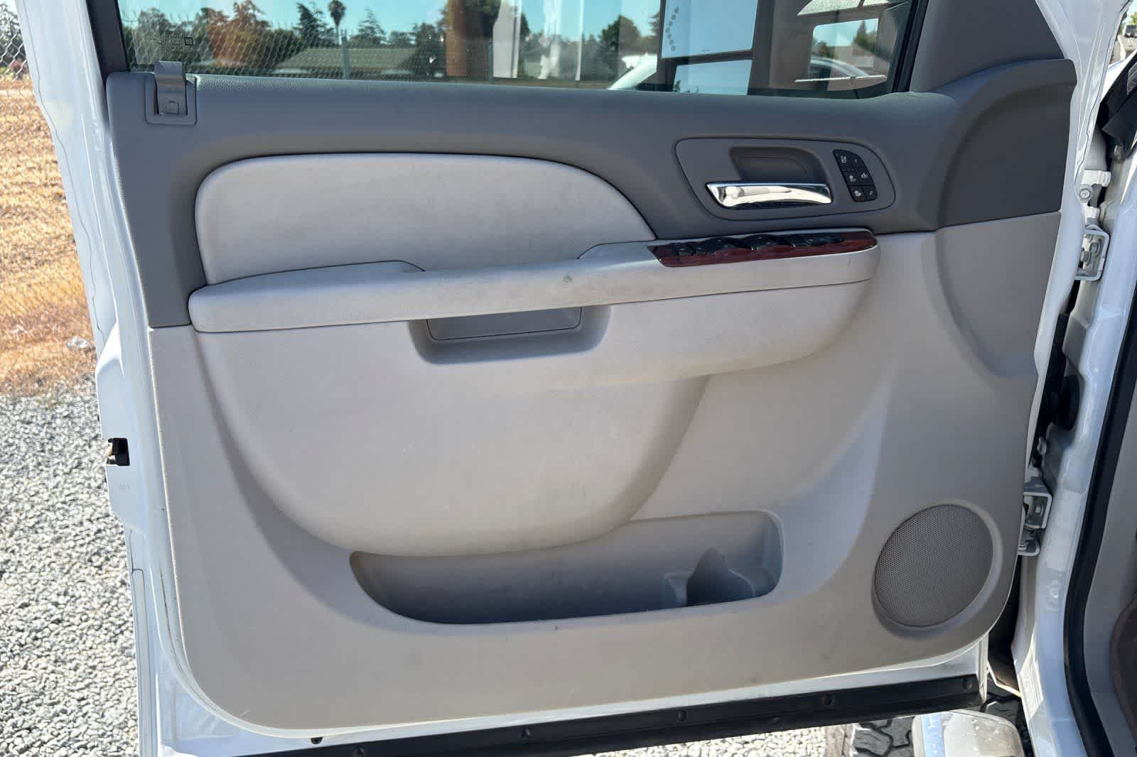 Thumbnail: 2014 Chevrolet Silverado 2500 - 15