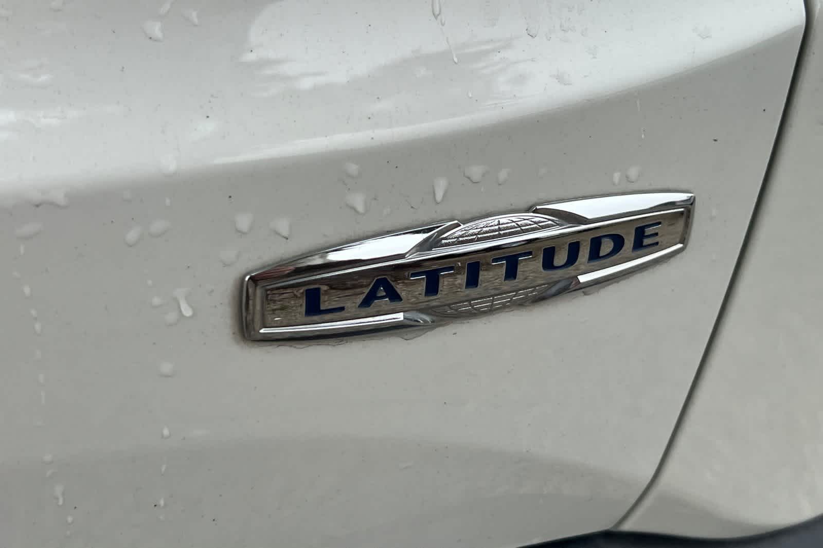 Thumbnail: 2018 Jeep Renegade - 15