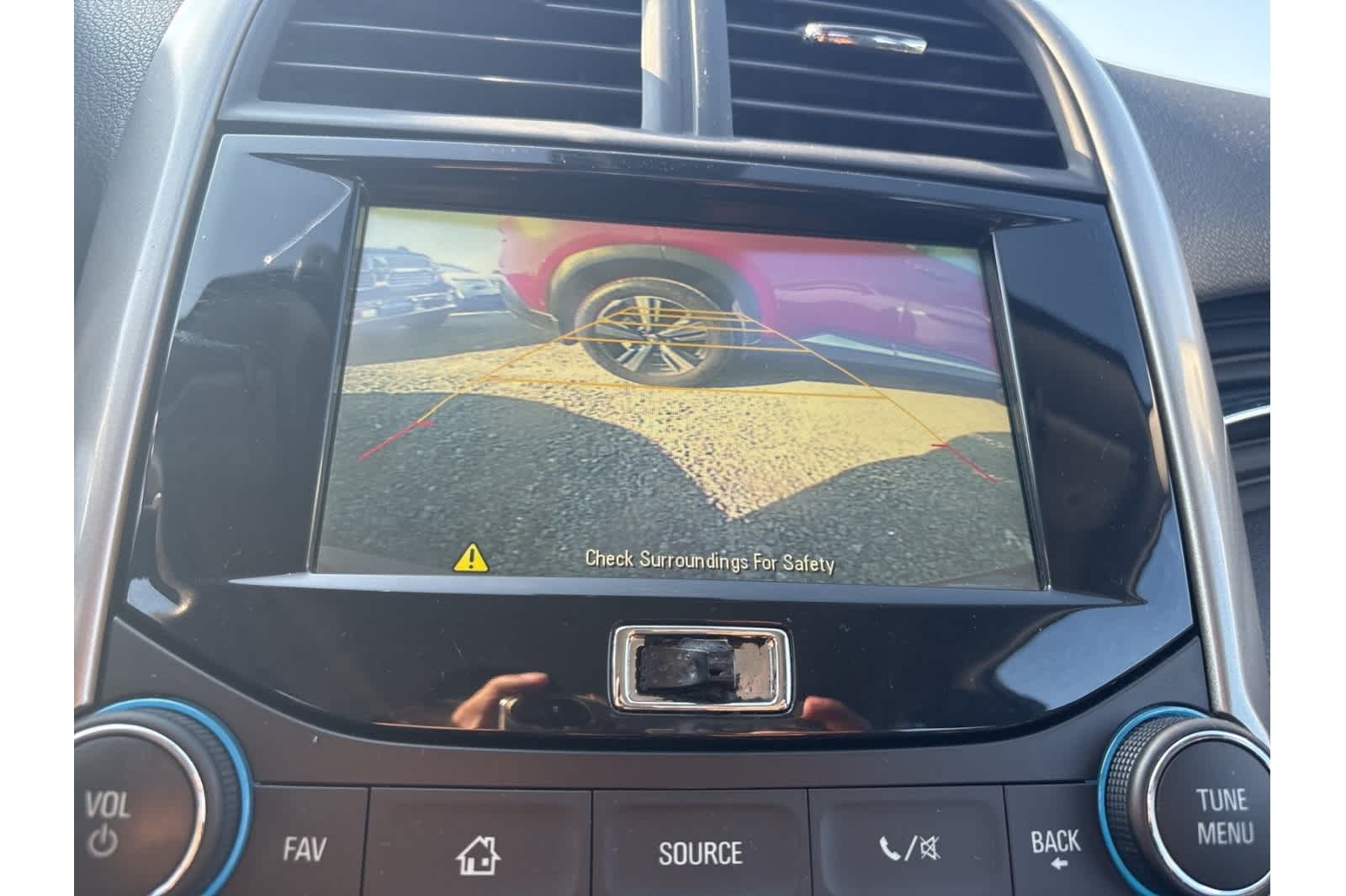 Thumbnail: 2015 Chevrolet Malibu - 17