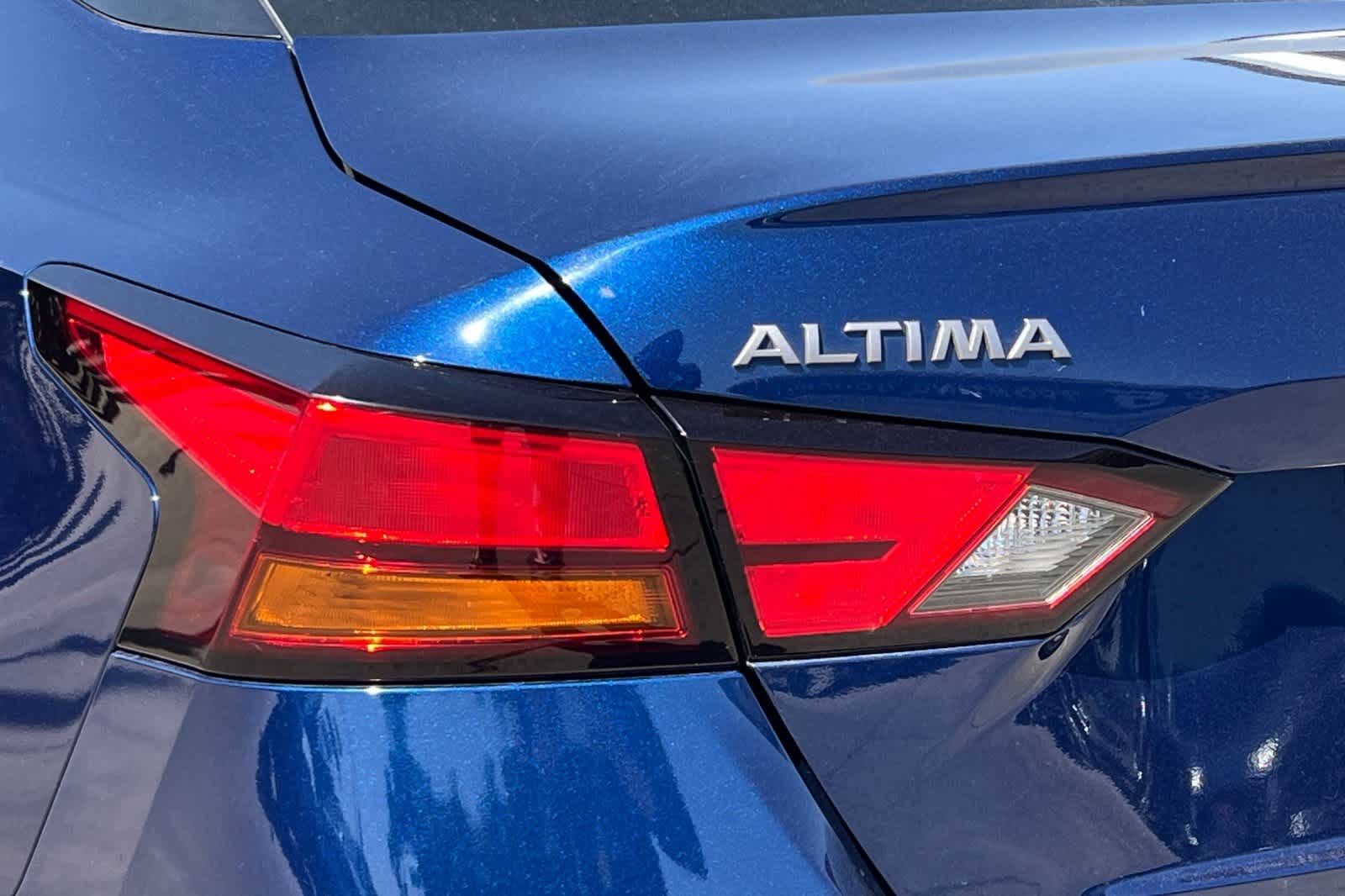 Thumbnail: 2023 Nissan Altima - 13