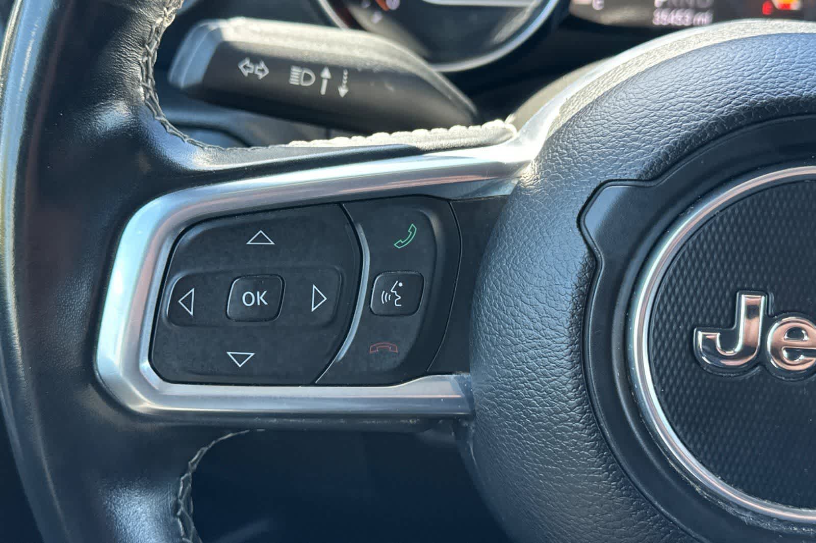 Thumbnail: 2022 Jeep Gladiator - 29