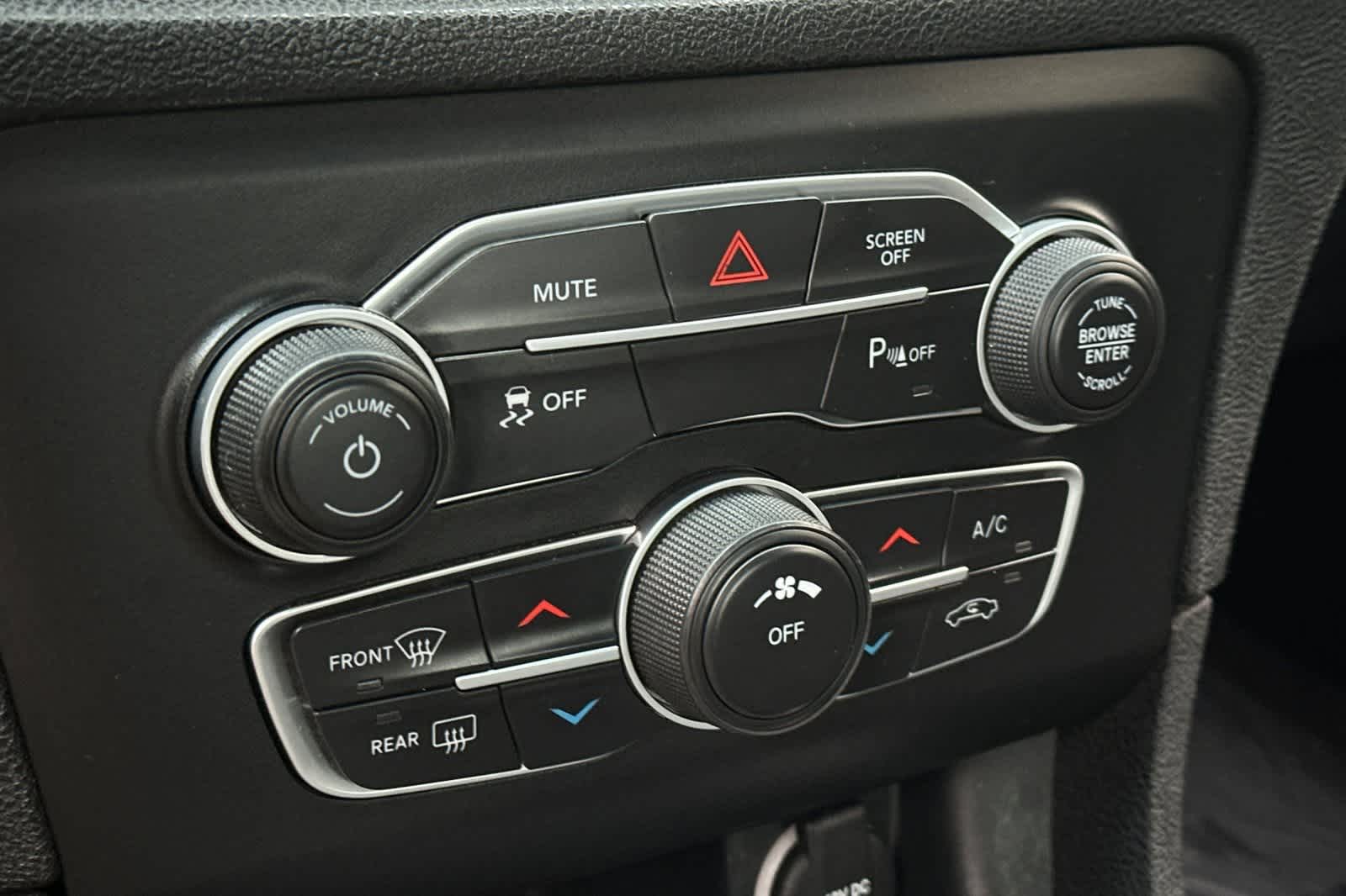 Thumbnail: 2023 Dodge Charger - 23