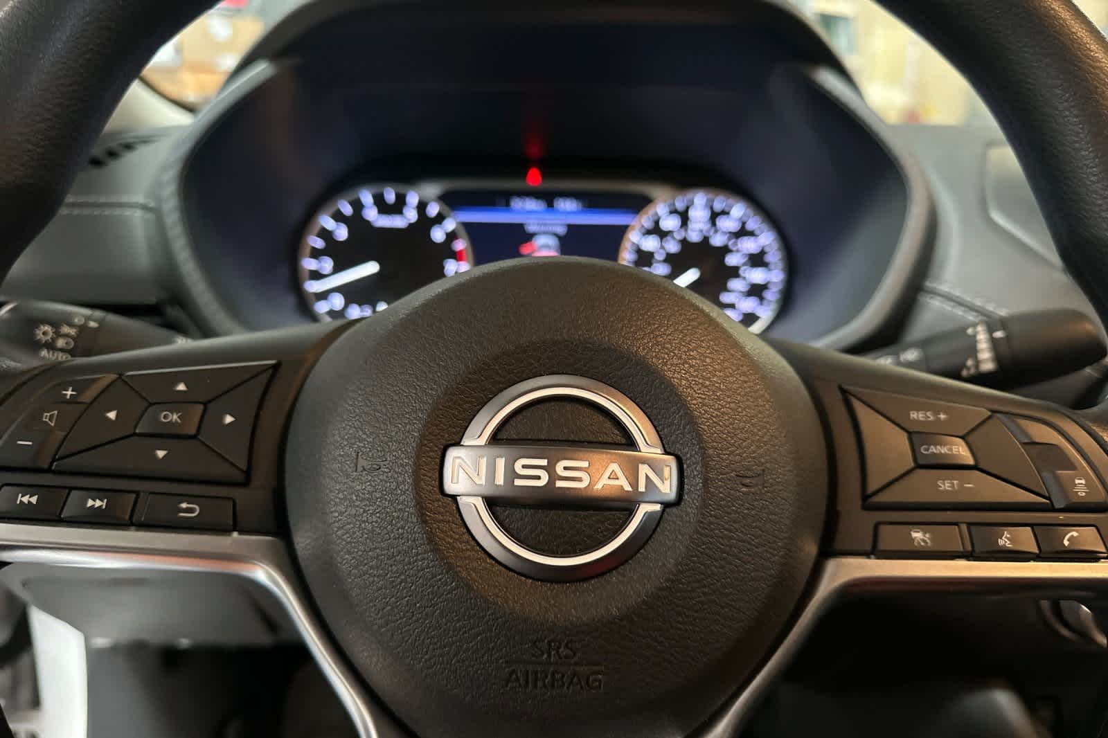 Thumbnail: 2025 Nissan Sentra - 25