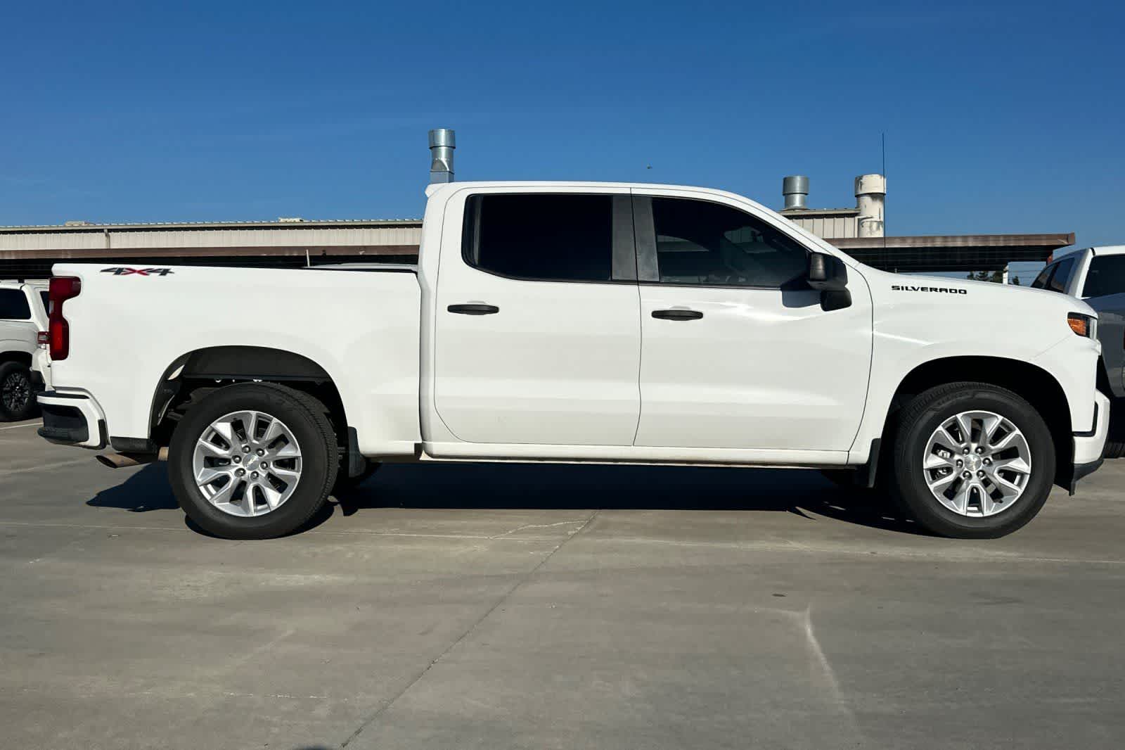 Thumbnail: 2021 Chevrolet Silverado 1500 - 9