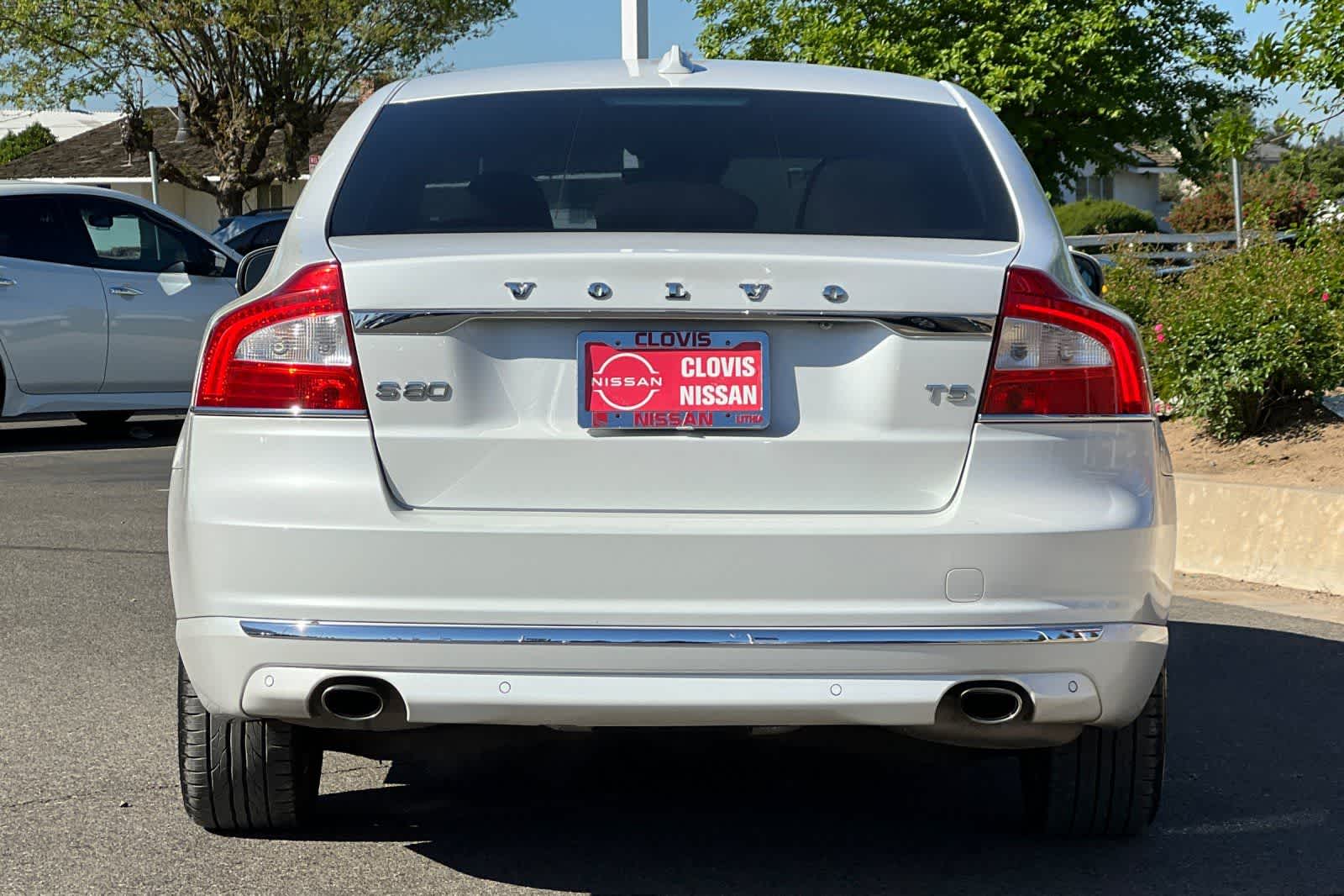 Thumbnail: 2015 Volvo S80 - 8