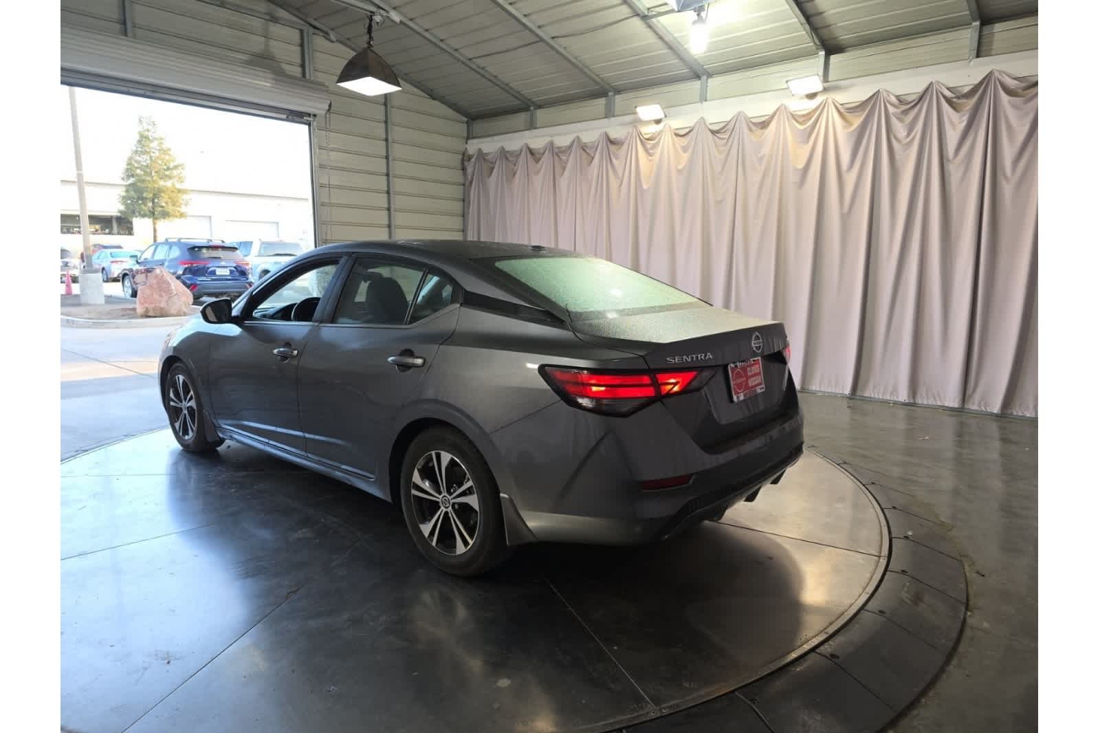 Thumbnail: 2021 Nissan Sentra - 8