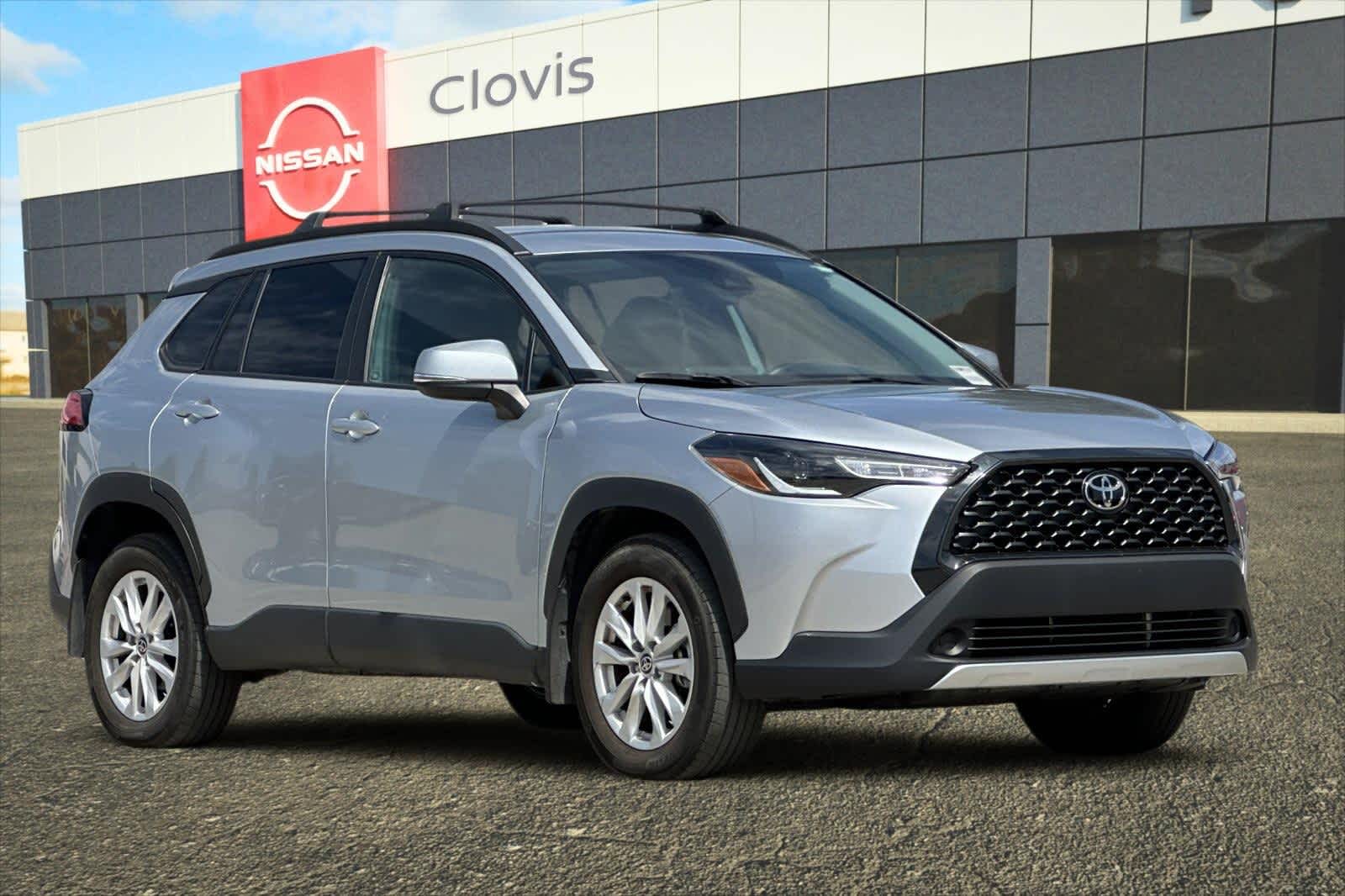 Thumbnail: 2022 Toyota Corolla Cross - 9