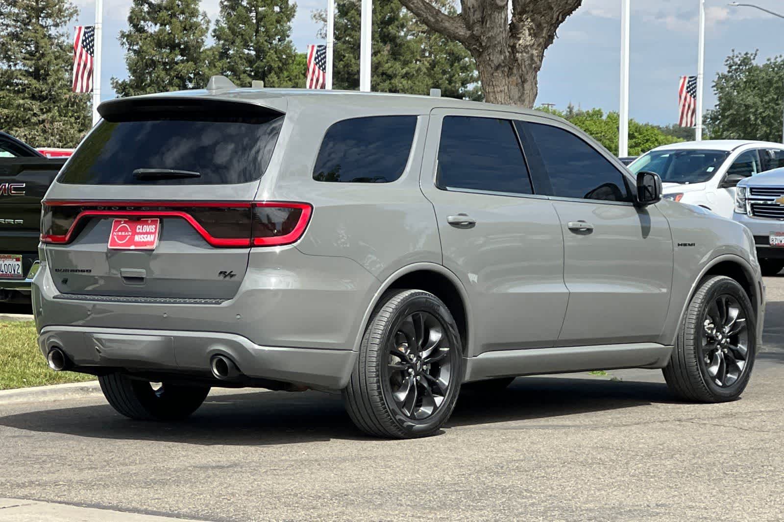 Thumbnail: 2022 Dodge Durango - 3