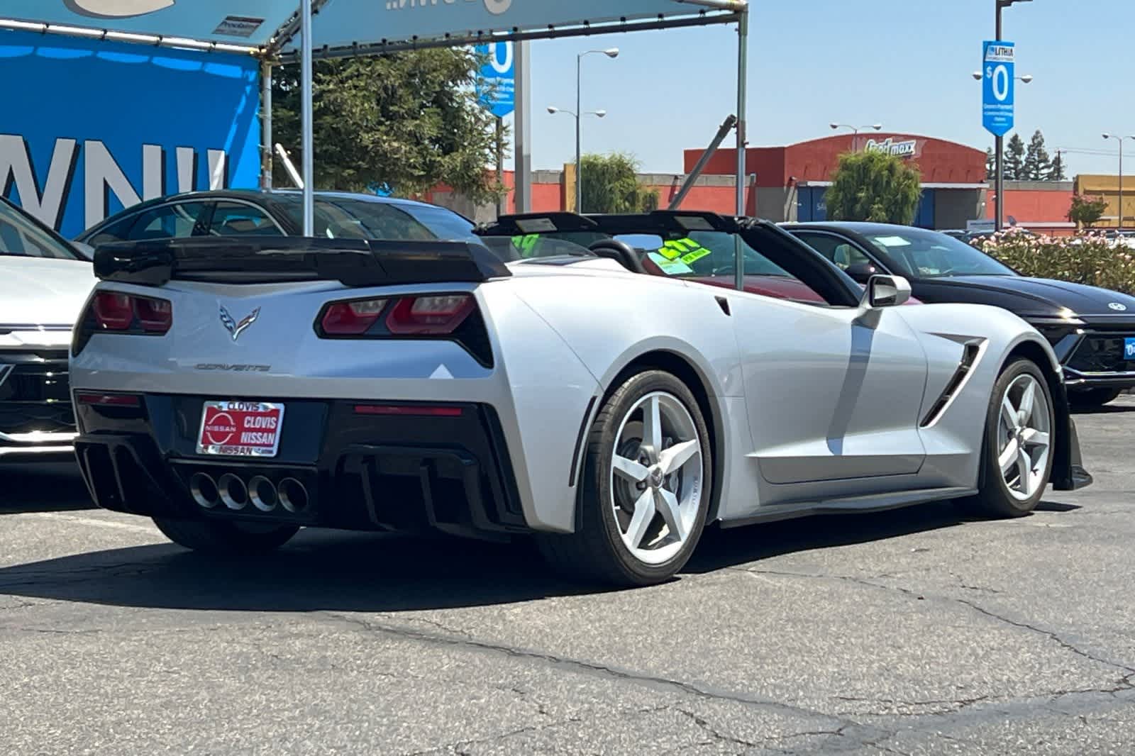 Thumbnail: 2014 Chevrolet Corvette - 3