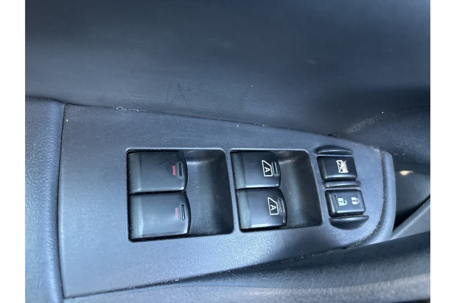 Thumbnail: 2011 Nissan Maxima - 13