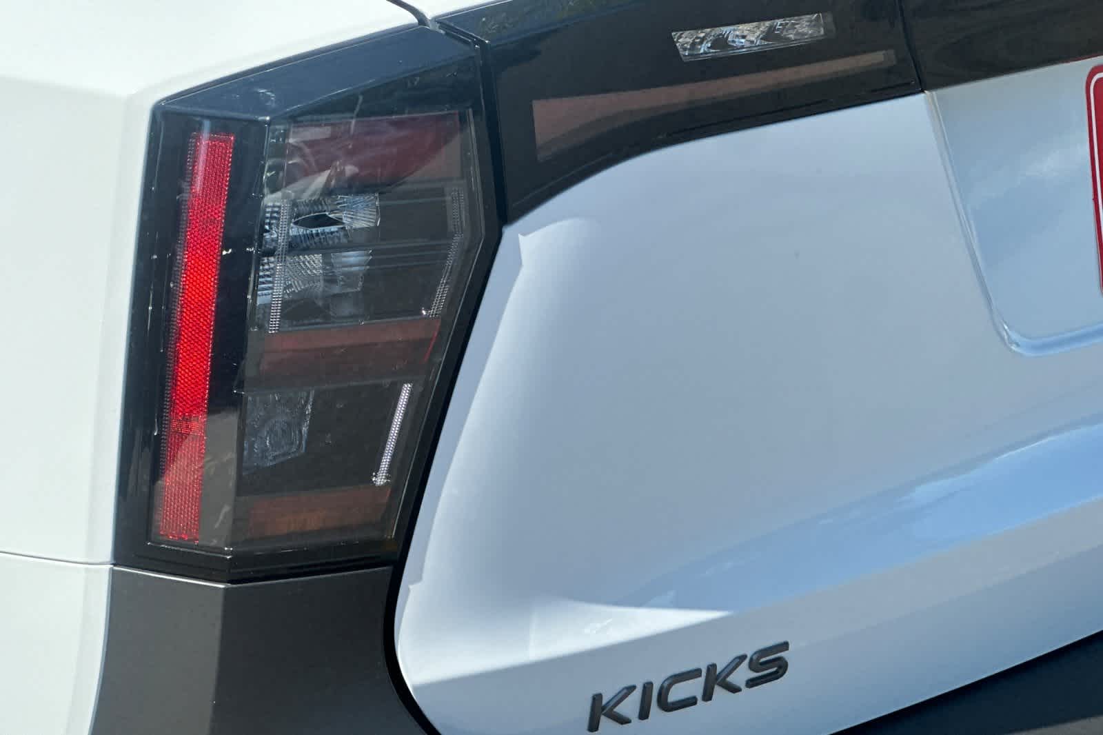 Thumbnail: 2025 Nissan Kicks - 16