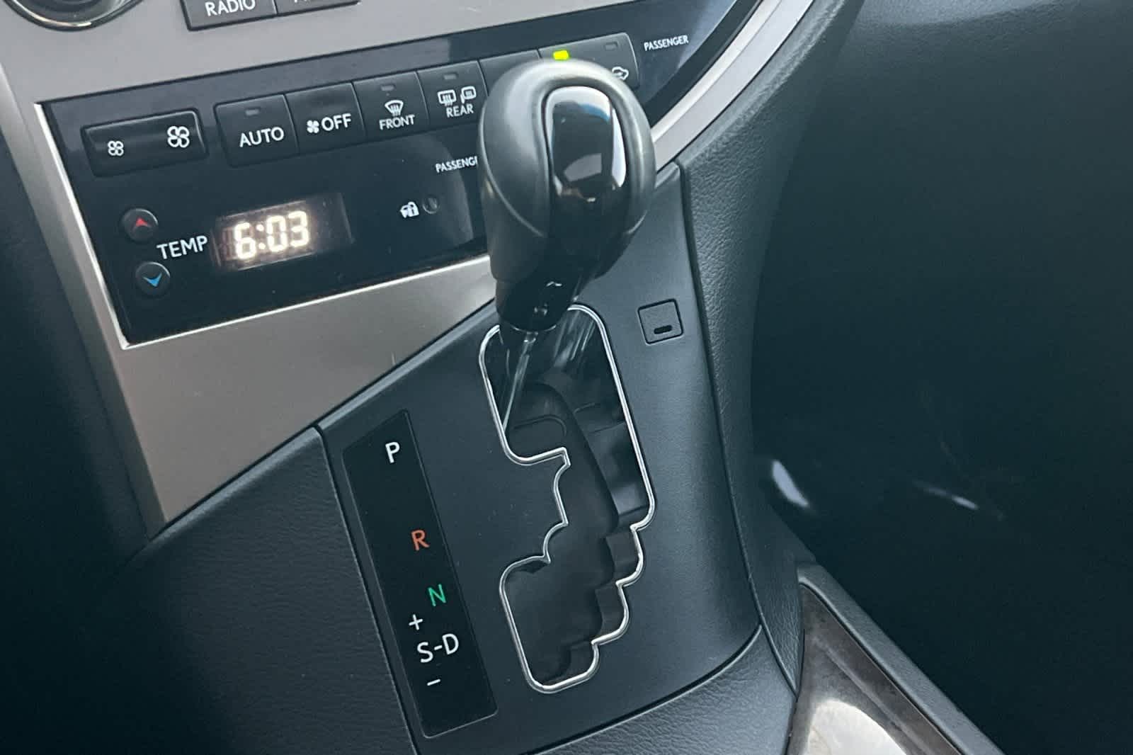 Thumbnail: 2015 Lexus RX - 25