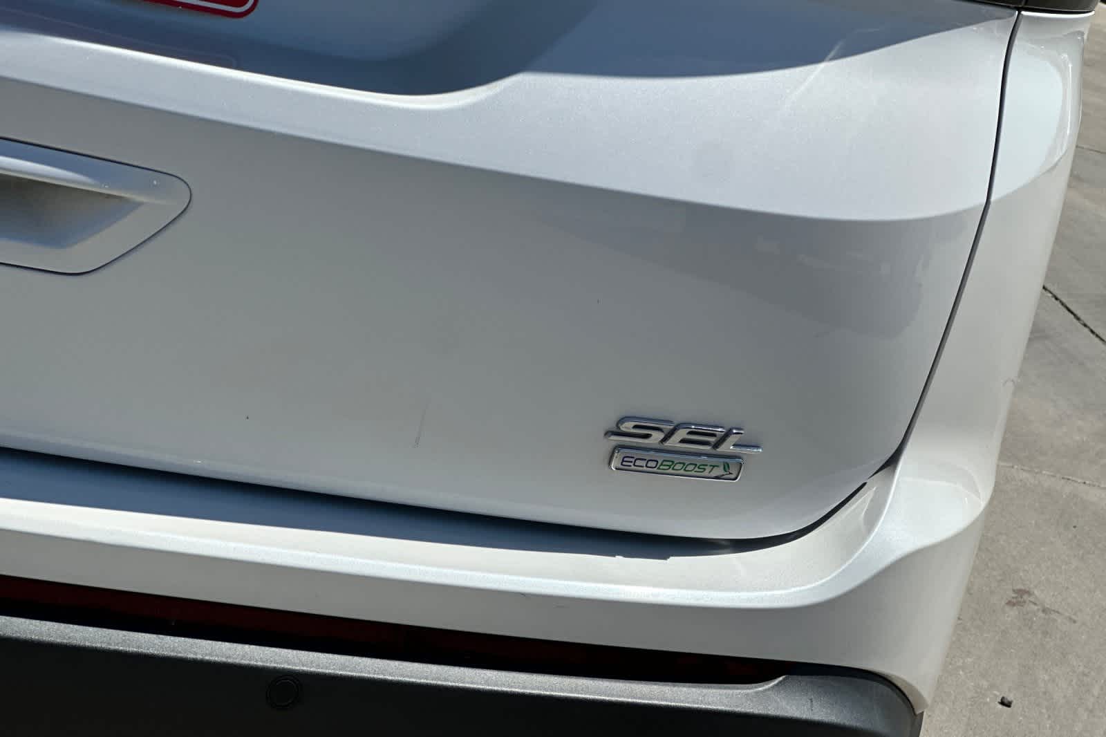 Thumbnail: 2016 Ford Edge - 13