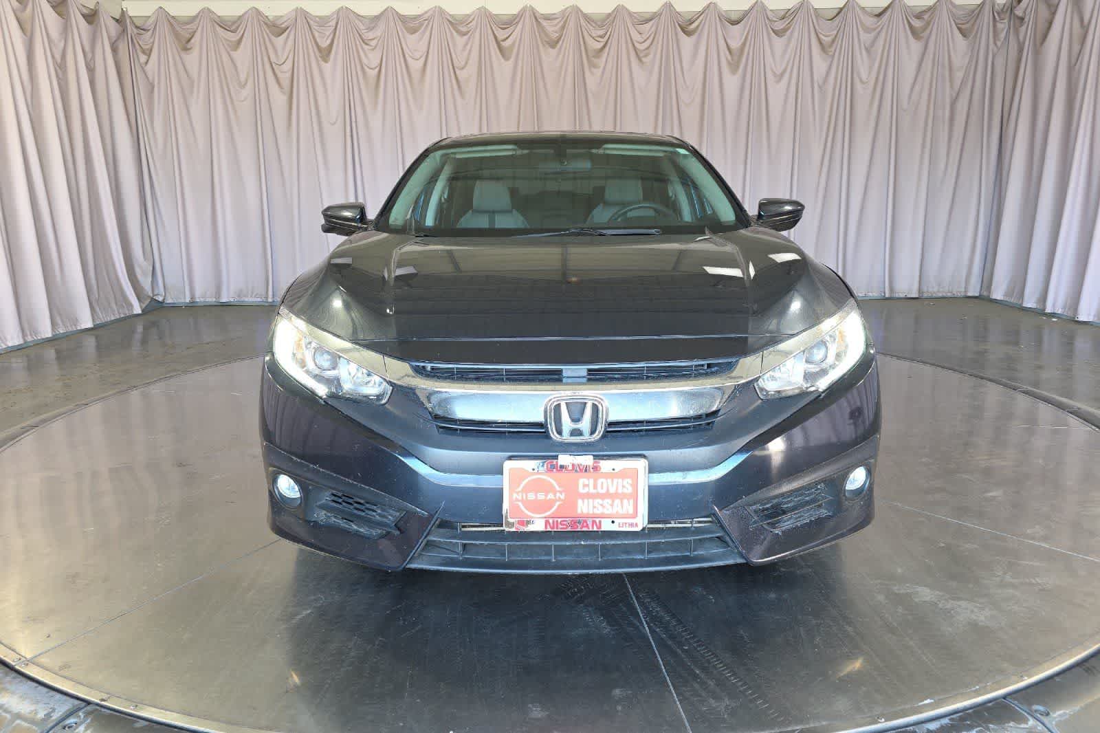 Thumbnail: 2016 Honda Civic - 10