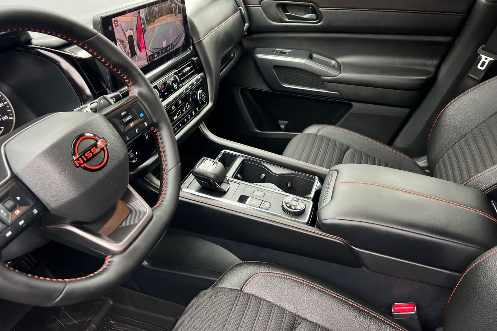 Thumbnail: 2026 Nissan Pathfinder - 12